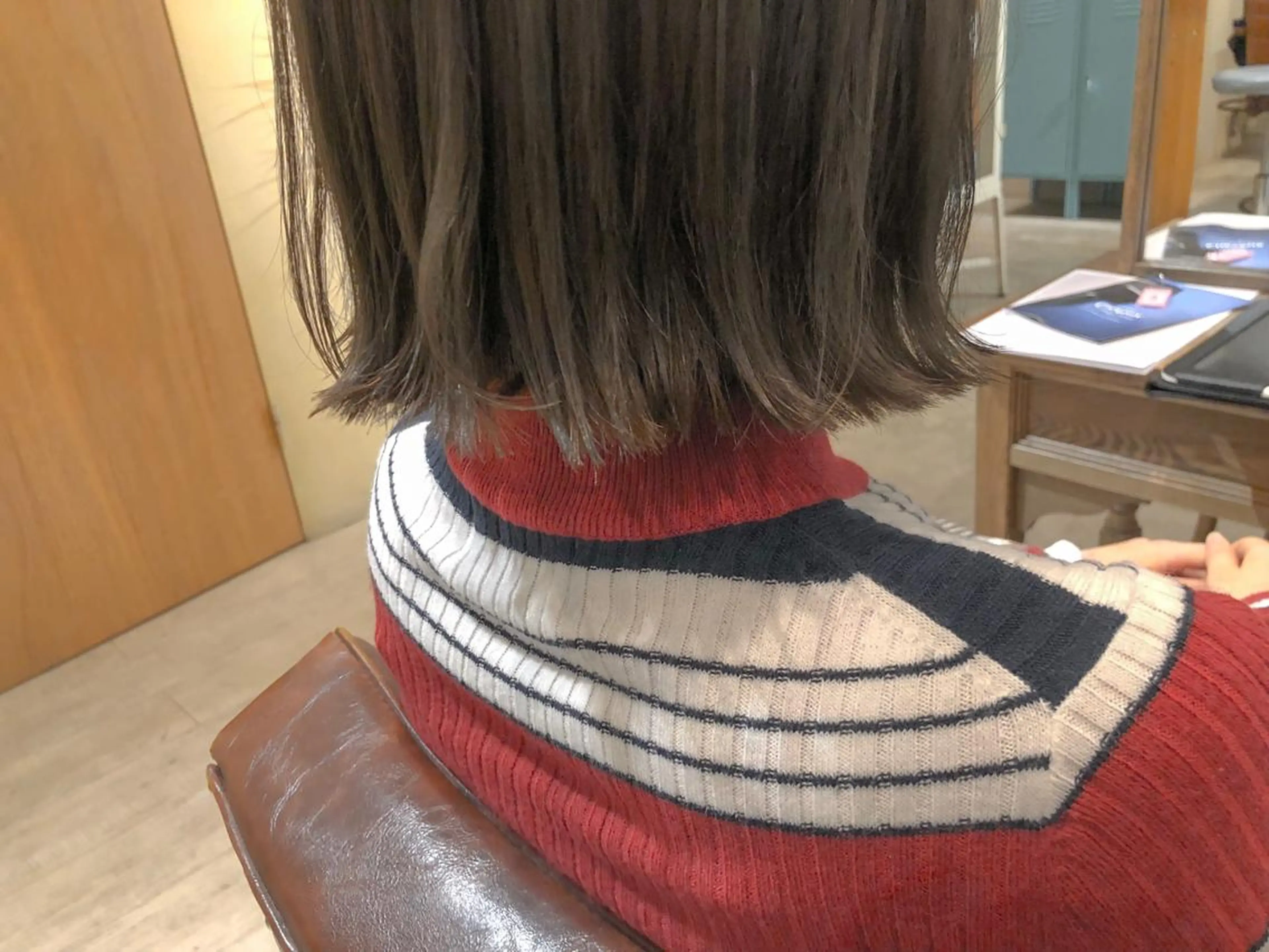 ミディアム カラー ひろせ かなのヘアスタイル