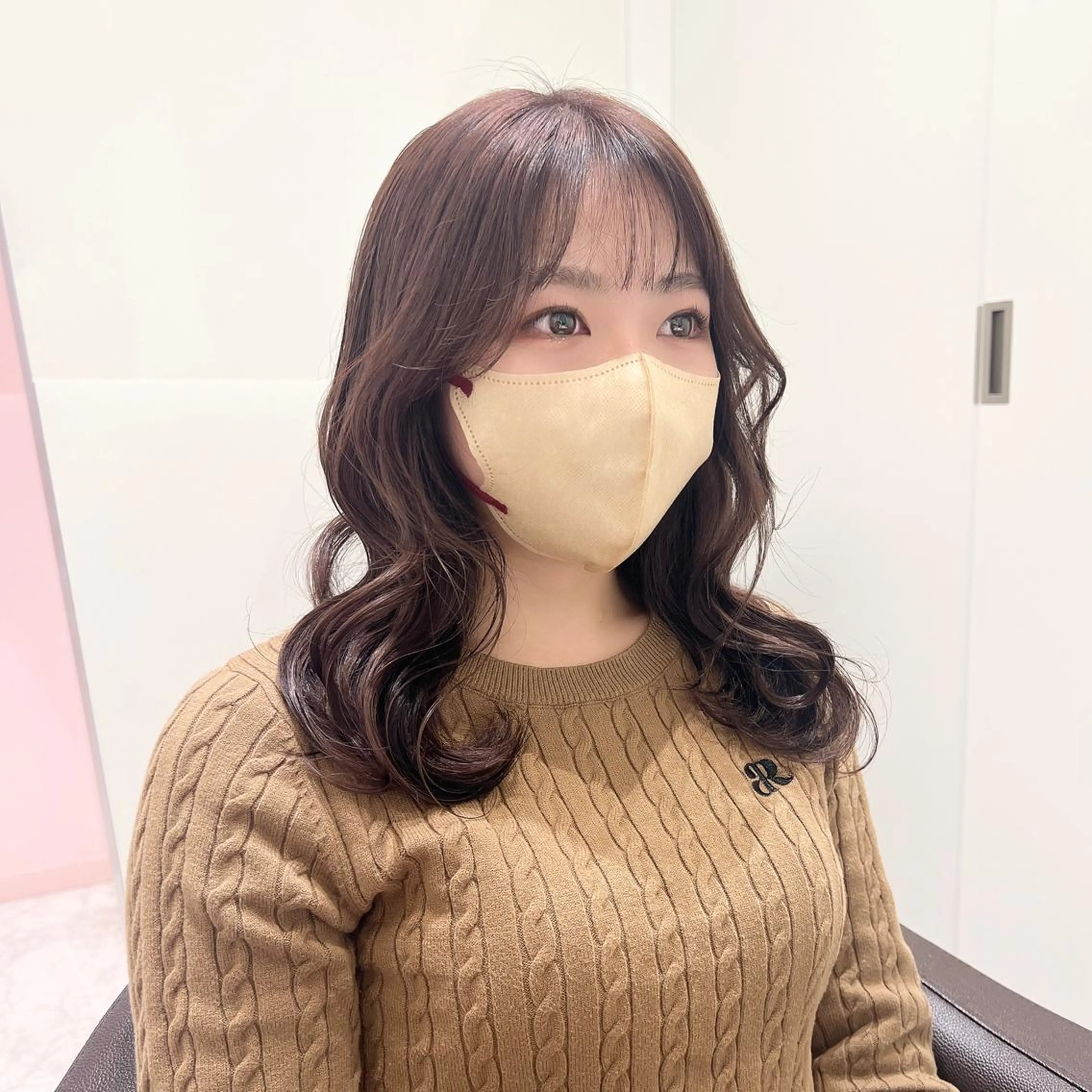 ミディアム カラー カット ヘアカラー 🩵ブリーチカラー 🐈MIORI🩵のヘアスタイル