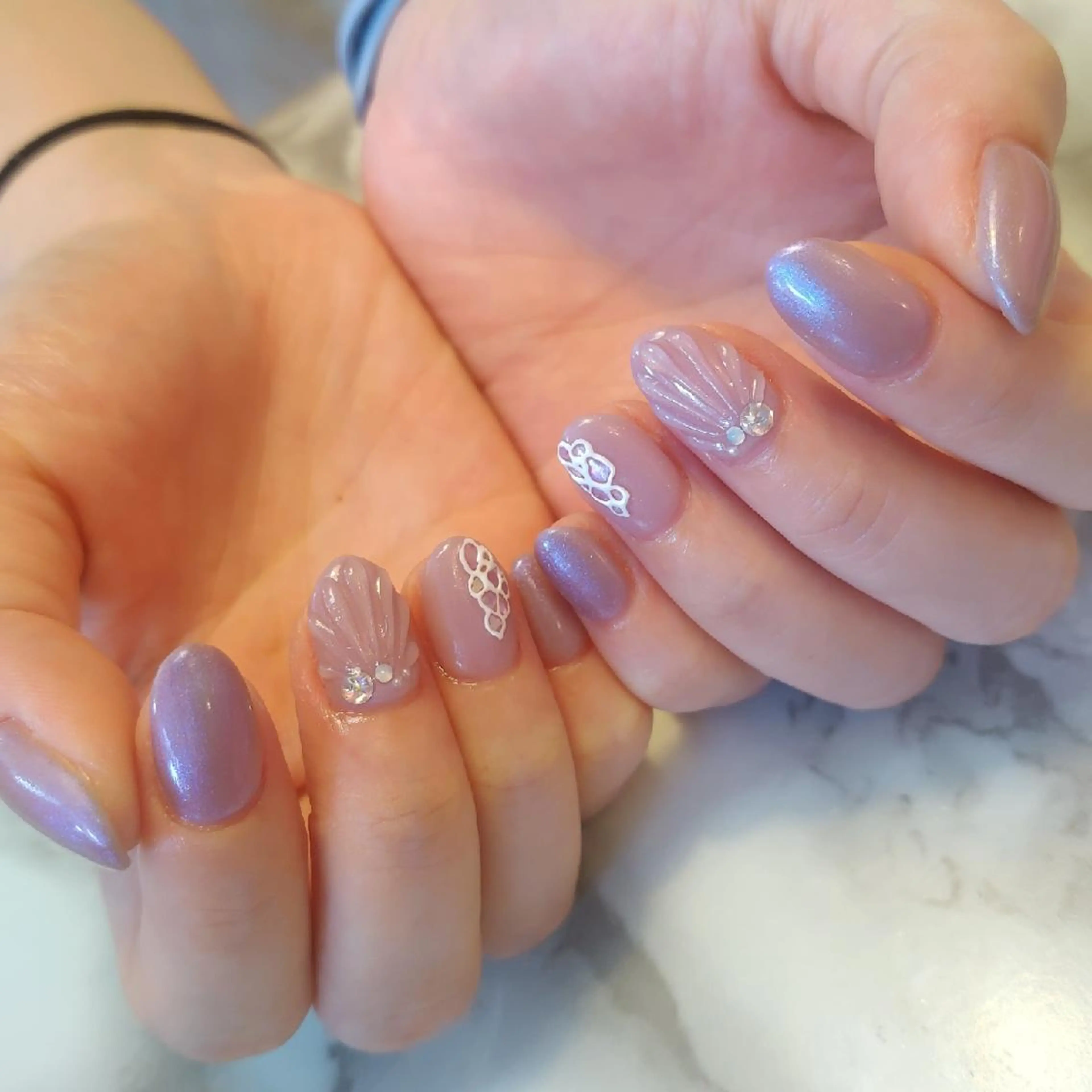 ネイル ジェヌインネイル 河内のネイルデザイン