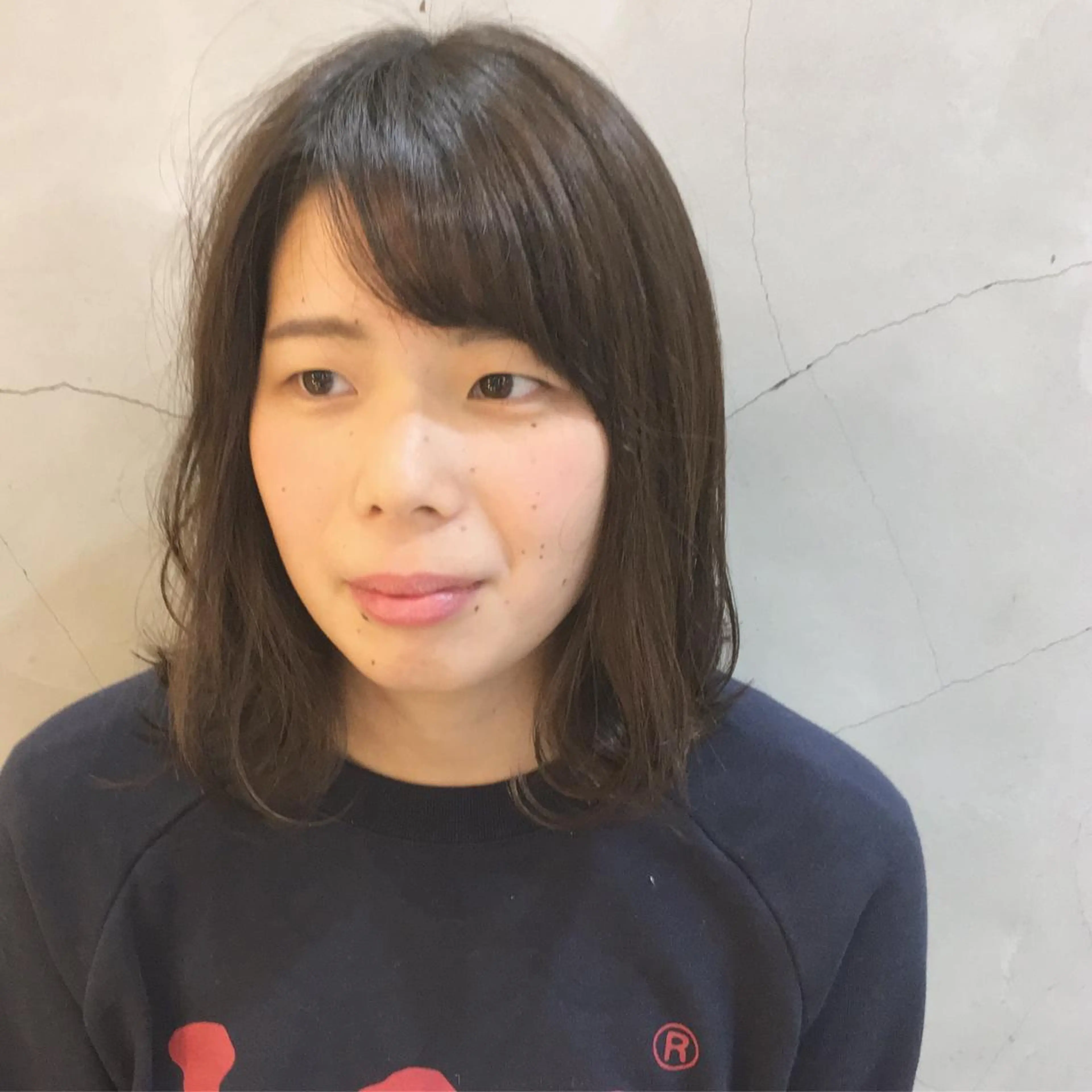 ミディアム 金子 歩実のヘアスタイル