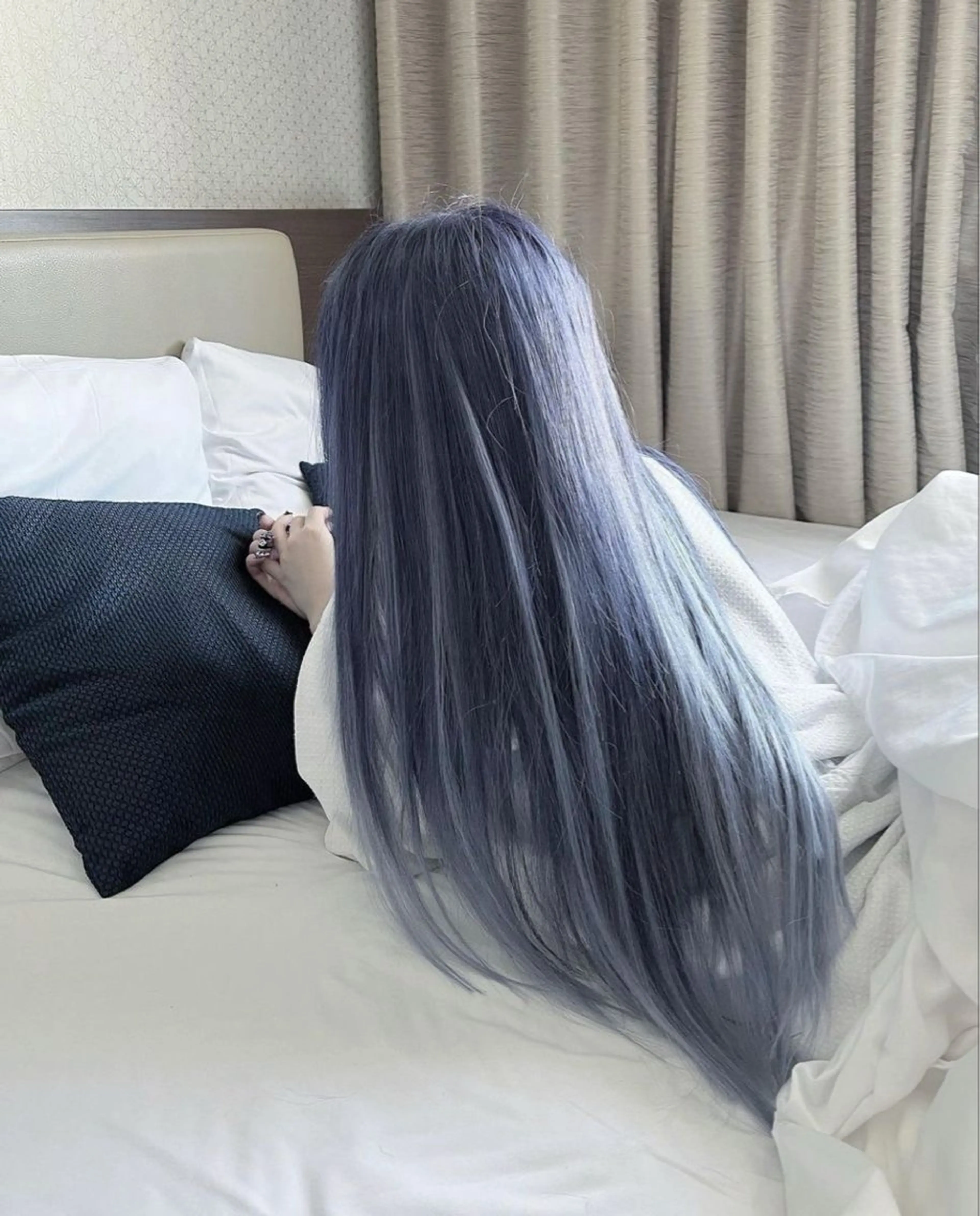 カラー ヘアカラー 🤍ハイトーン寒色 🤍MADOKAのヘアスタイル