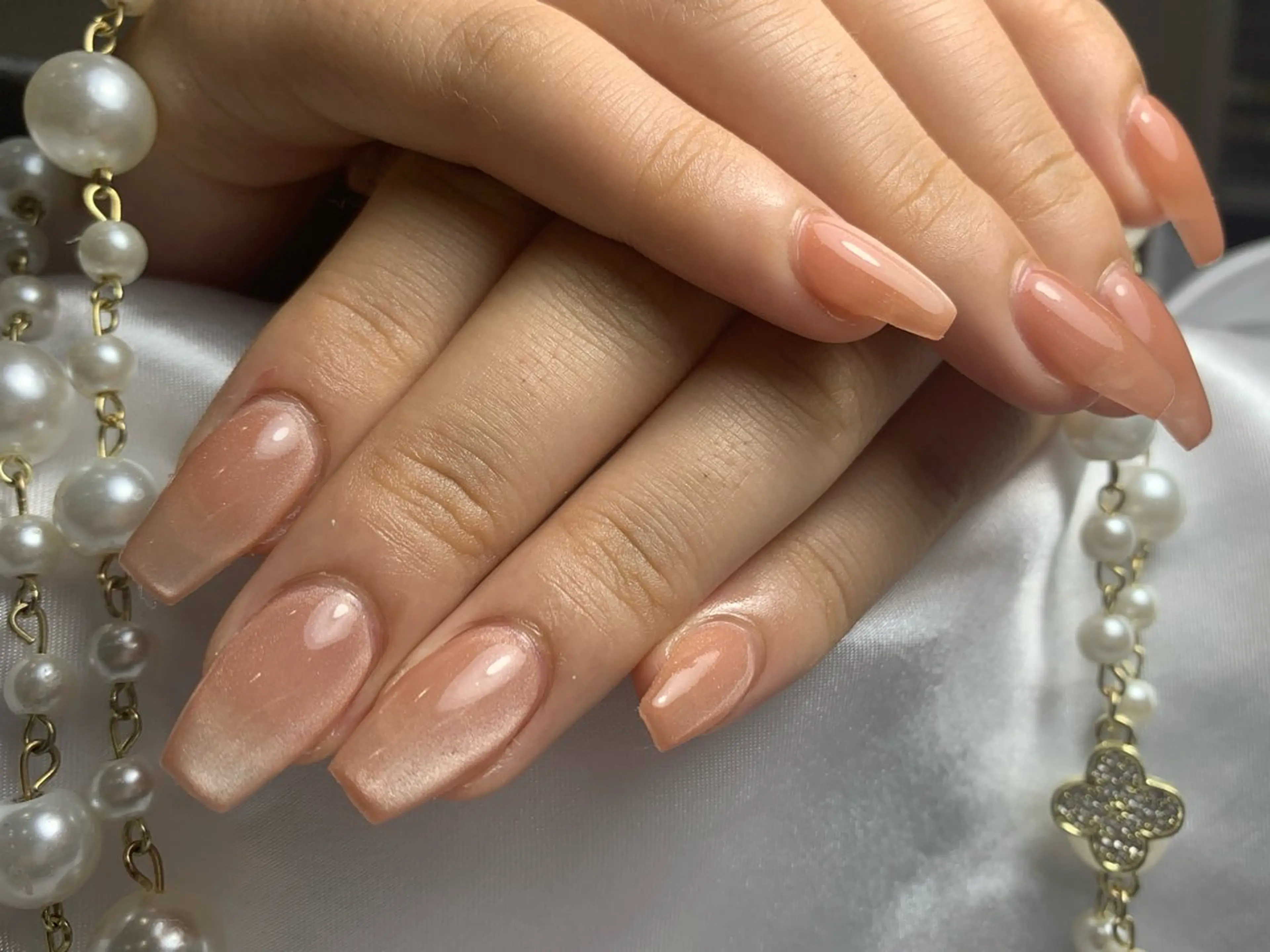 ネイル アートネイル フラッシュネイル フレンチネイル ガラスフレンチ グラデーション フットネイル M2 BEAUTY アユミのネイルデザイン