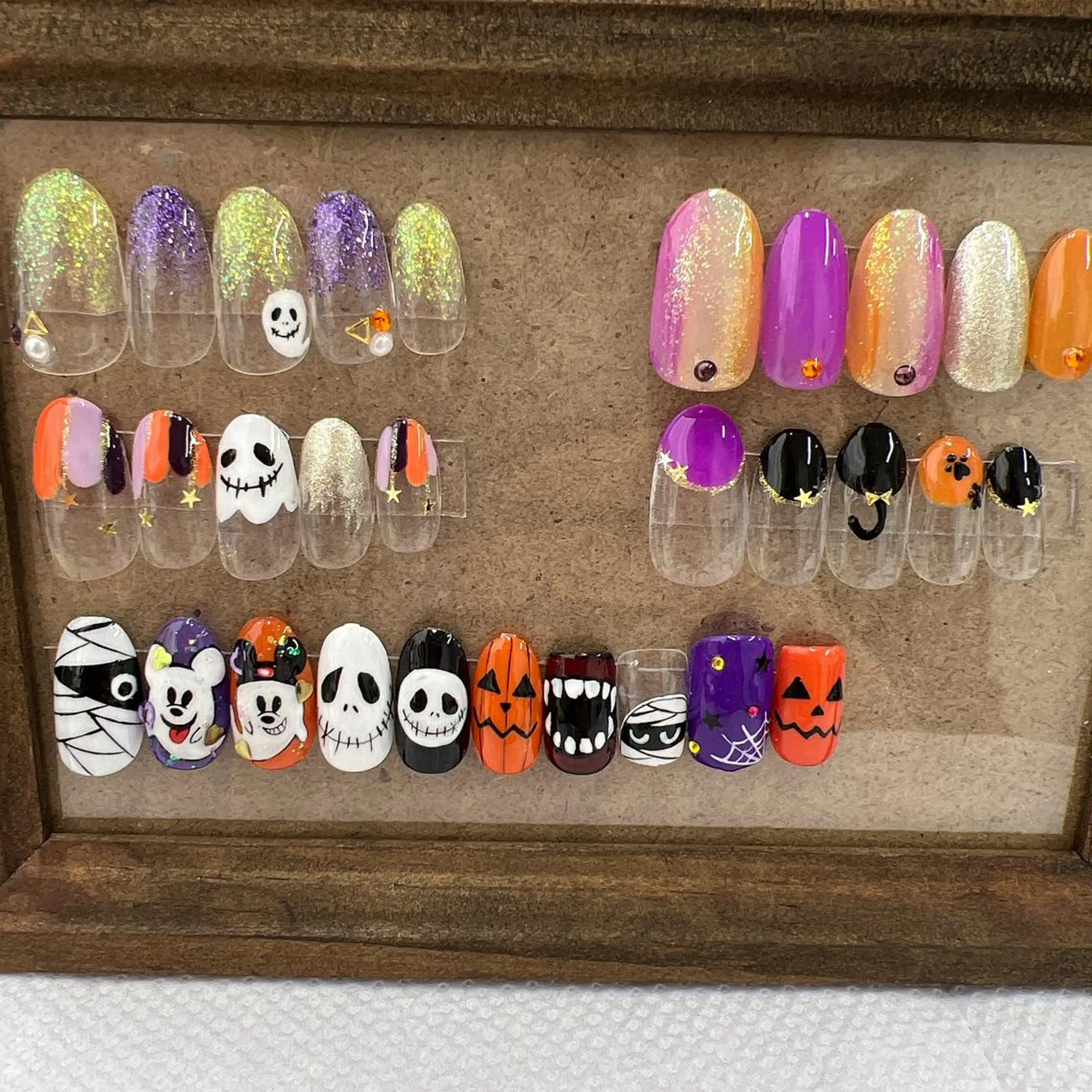 ネイル ハロウィン Minion所属・北浦和minion YUKIのマツエク・マツパデザイン