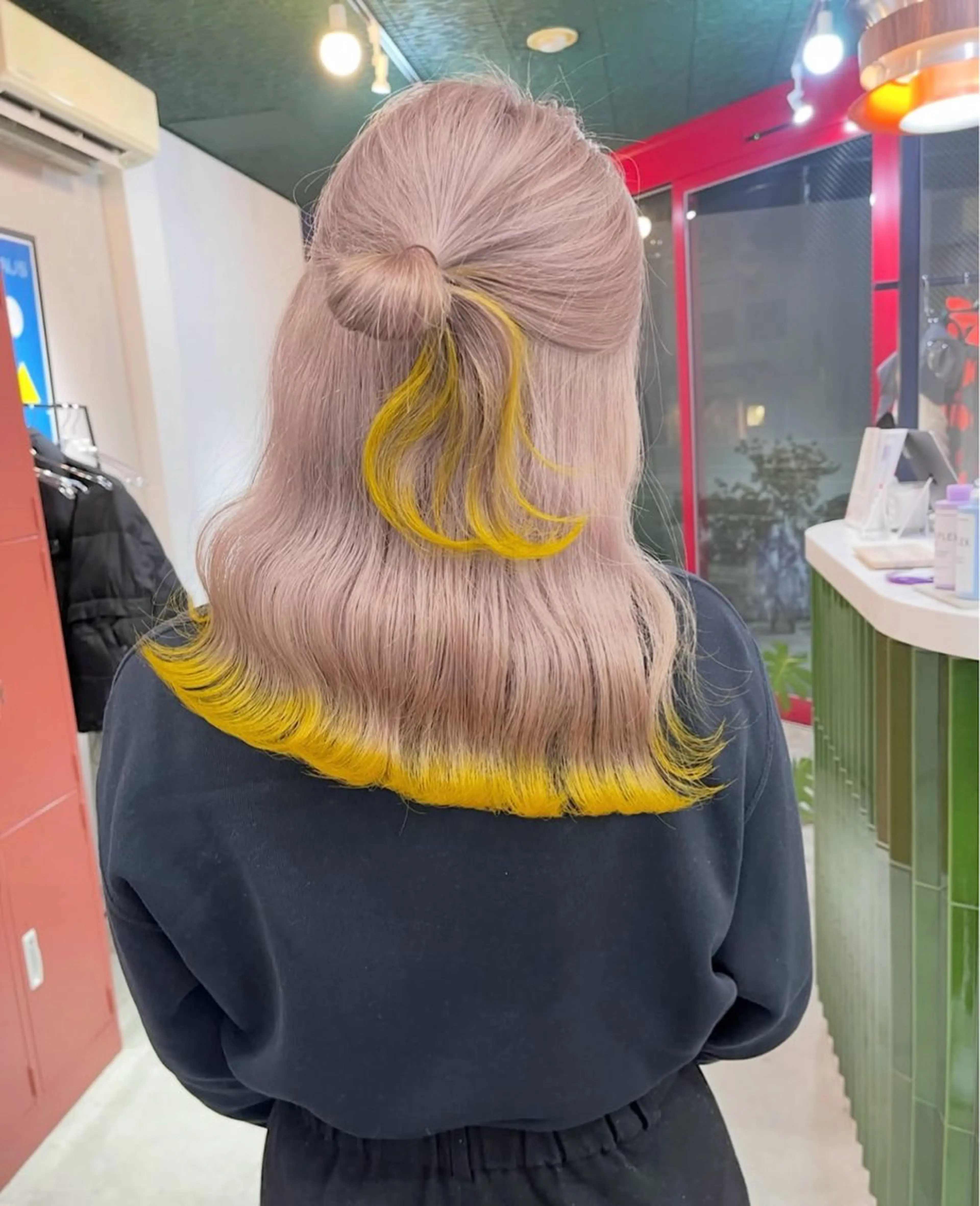 ロング 暖色ハイトーン特化 🥇Mioのヘアスタイル