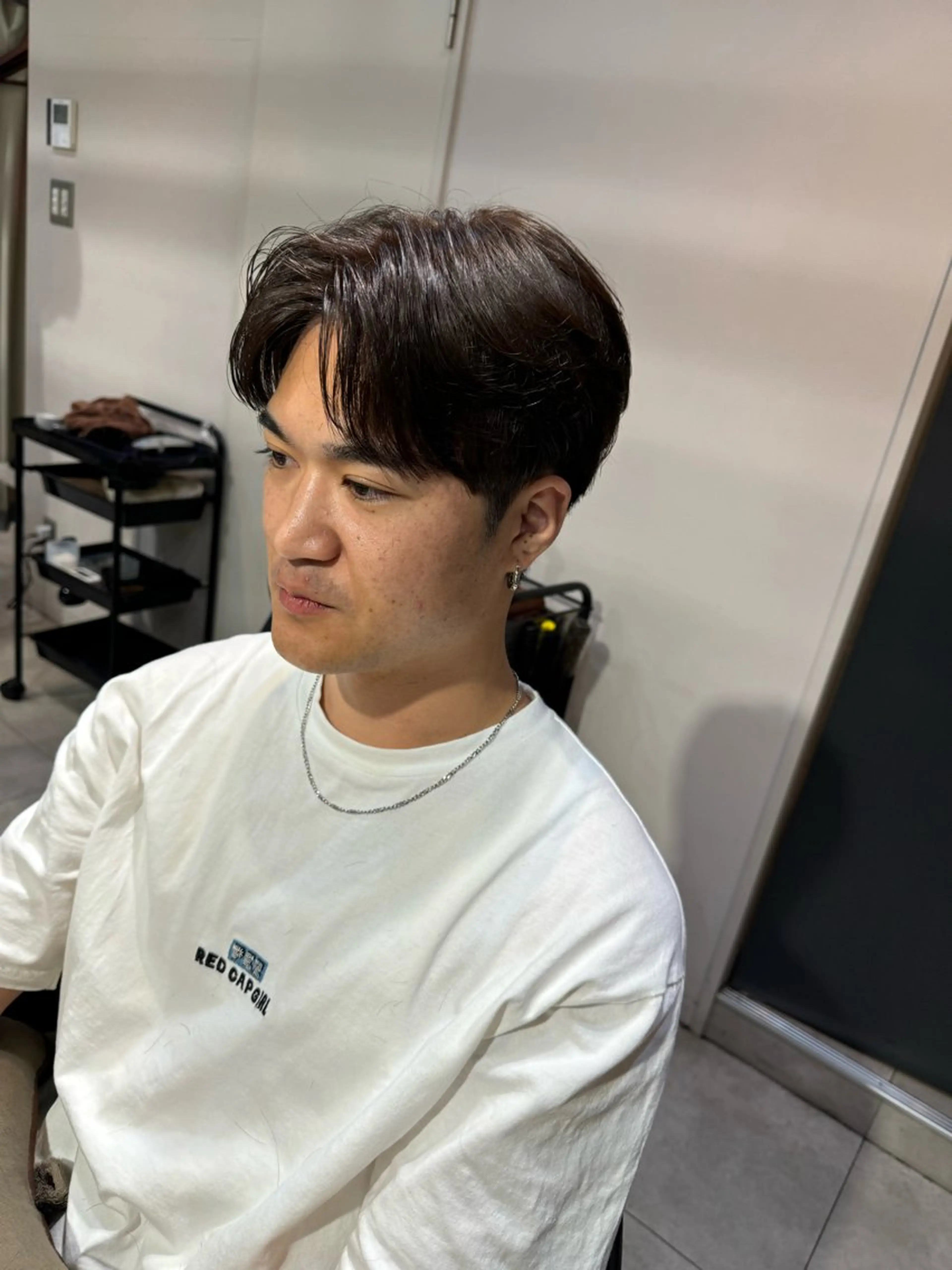 ミディアム カラー メンズ ブラウンカラー カット ヘアカラー トリートメント 似合う髪型が 分からない方へのヘアスタイル