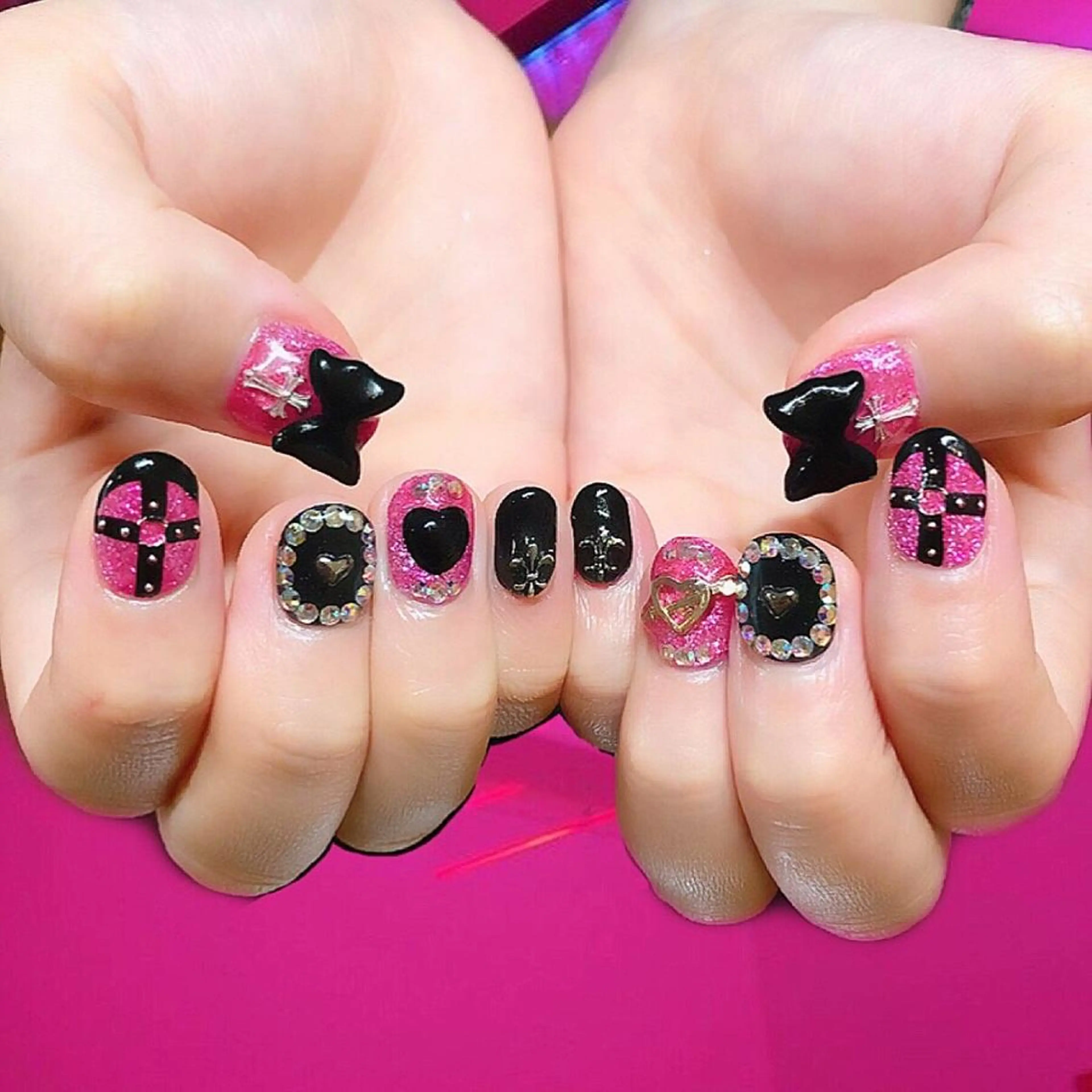 ネイル 持ち込み ハンドネイル フットネイル mi chiのネイルデザイン