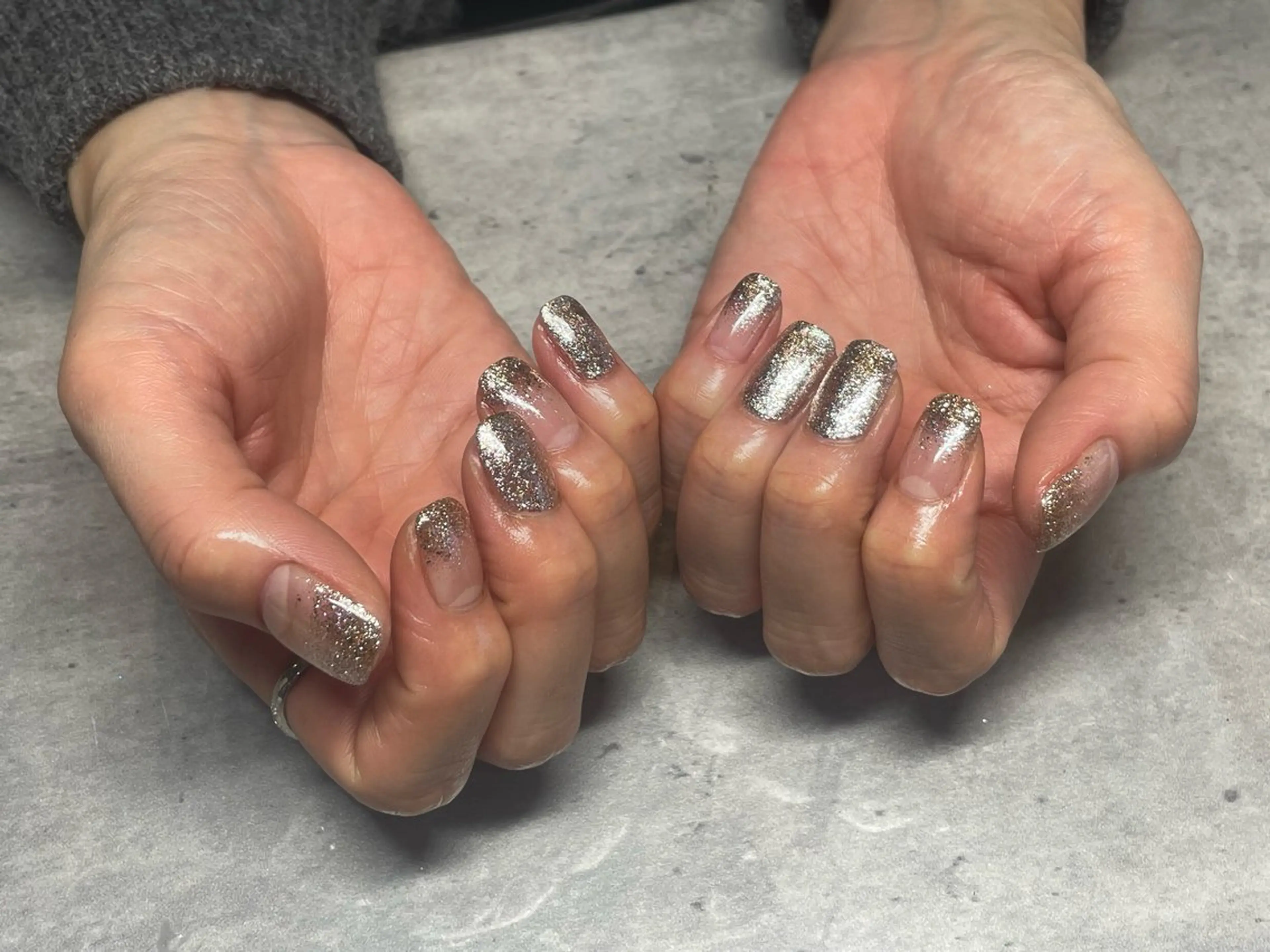 ネイル グラデーション ラメ(グリッター) ラメグラデーション MOUTON   NAIL所属・MOUTONNAIL 森尾のネイルデザイン