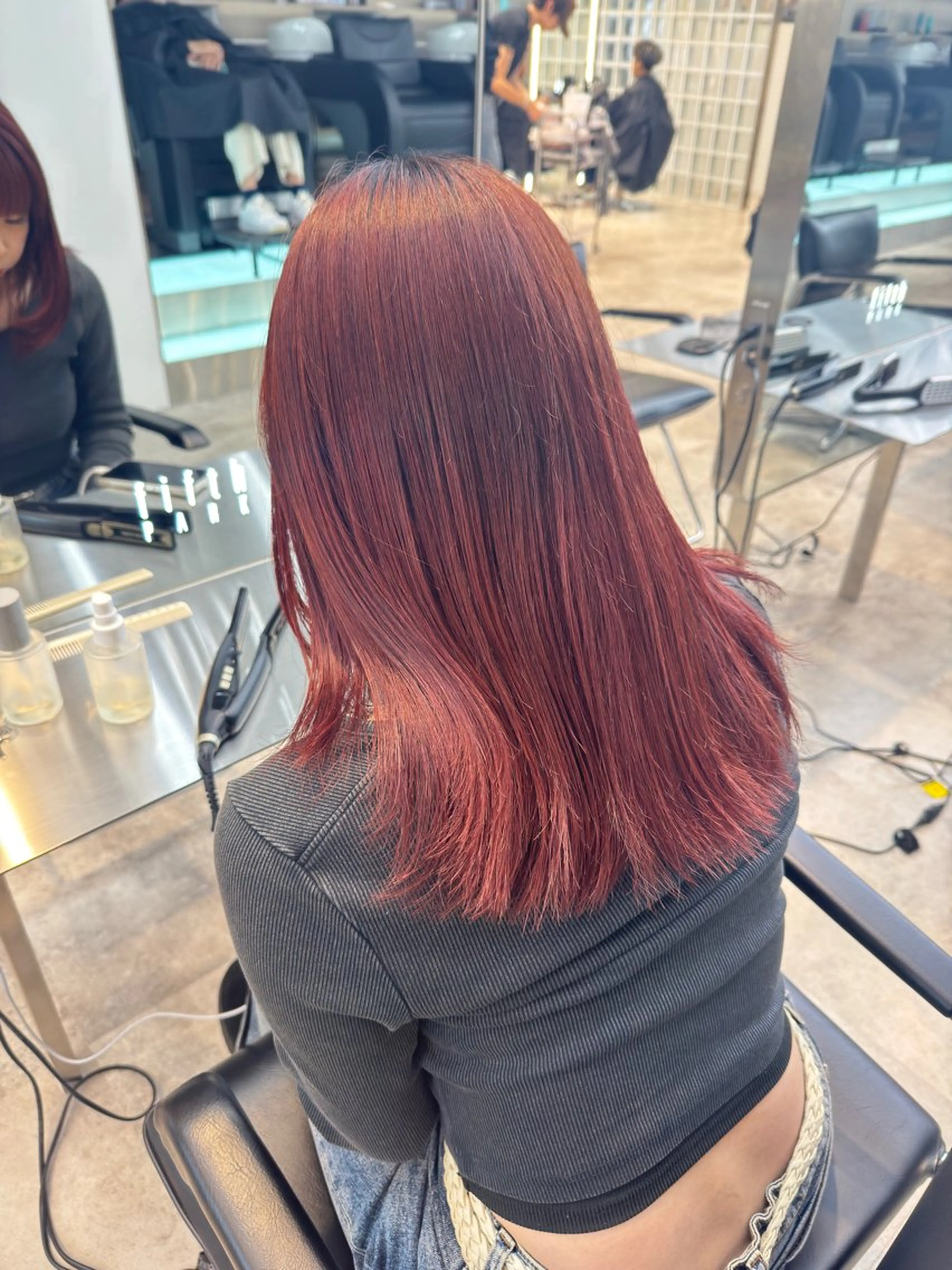 セミロング カラー ブリーチ ブリーチなしカラー ヘアカラー fifth 児玉達哉 当日予約🙆のヘアスタイル