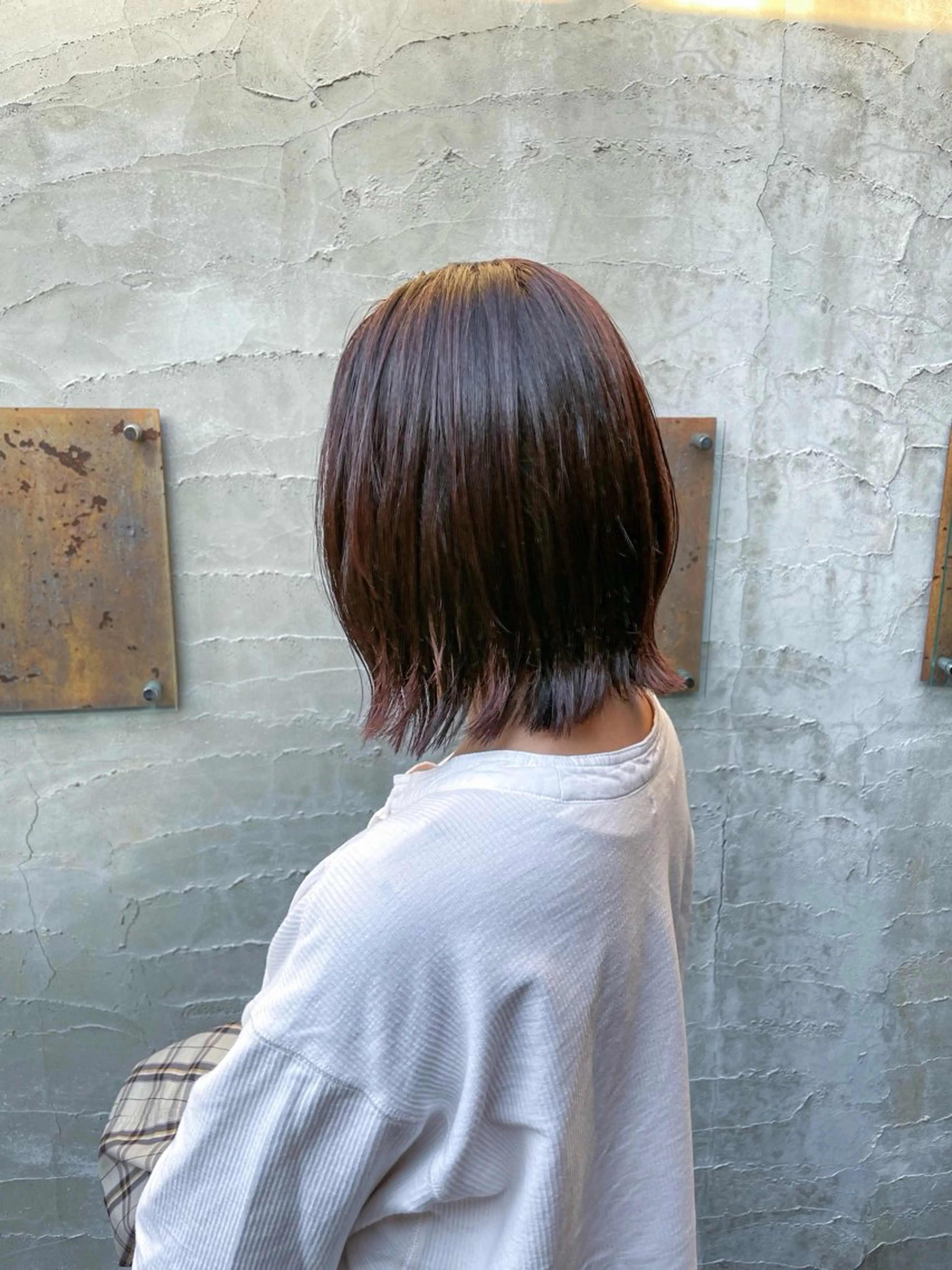 ミディアム ボブ 外ハネヘア カット ヘアカラー ショート/レイヤー/ ツヤ髪/なかちゃんのヘアスタイル
