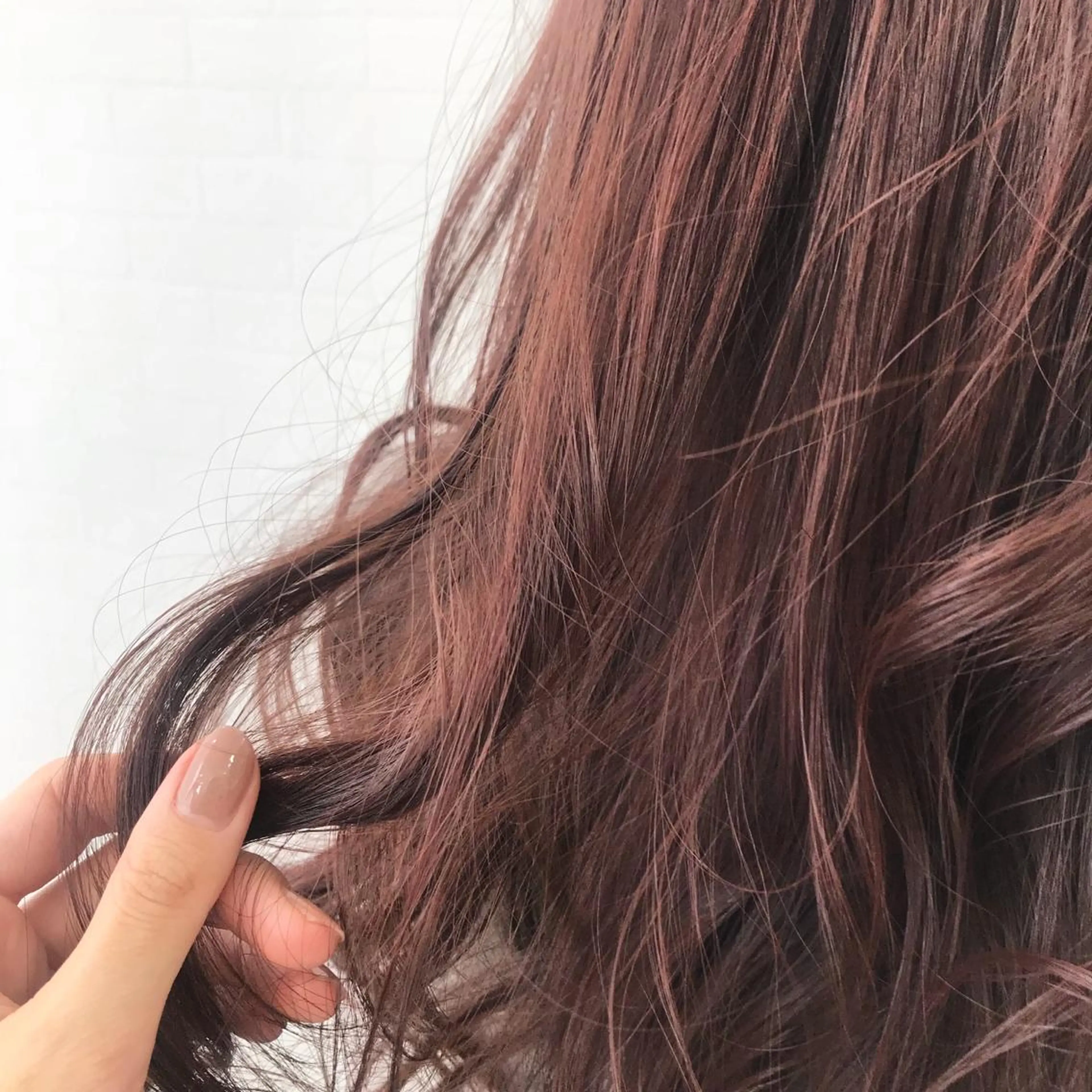 セミロング カラー オリーブ/アッシュ やわらか透明感カラーのヘアスタイル