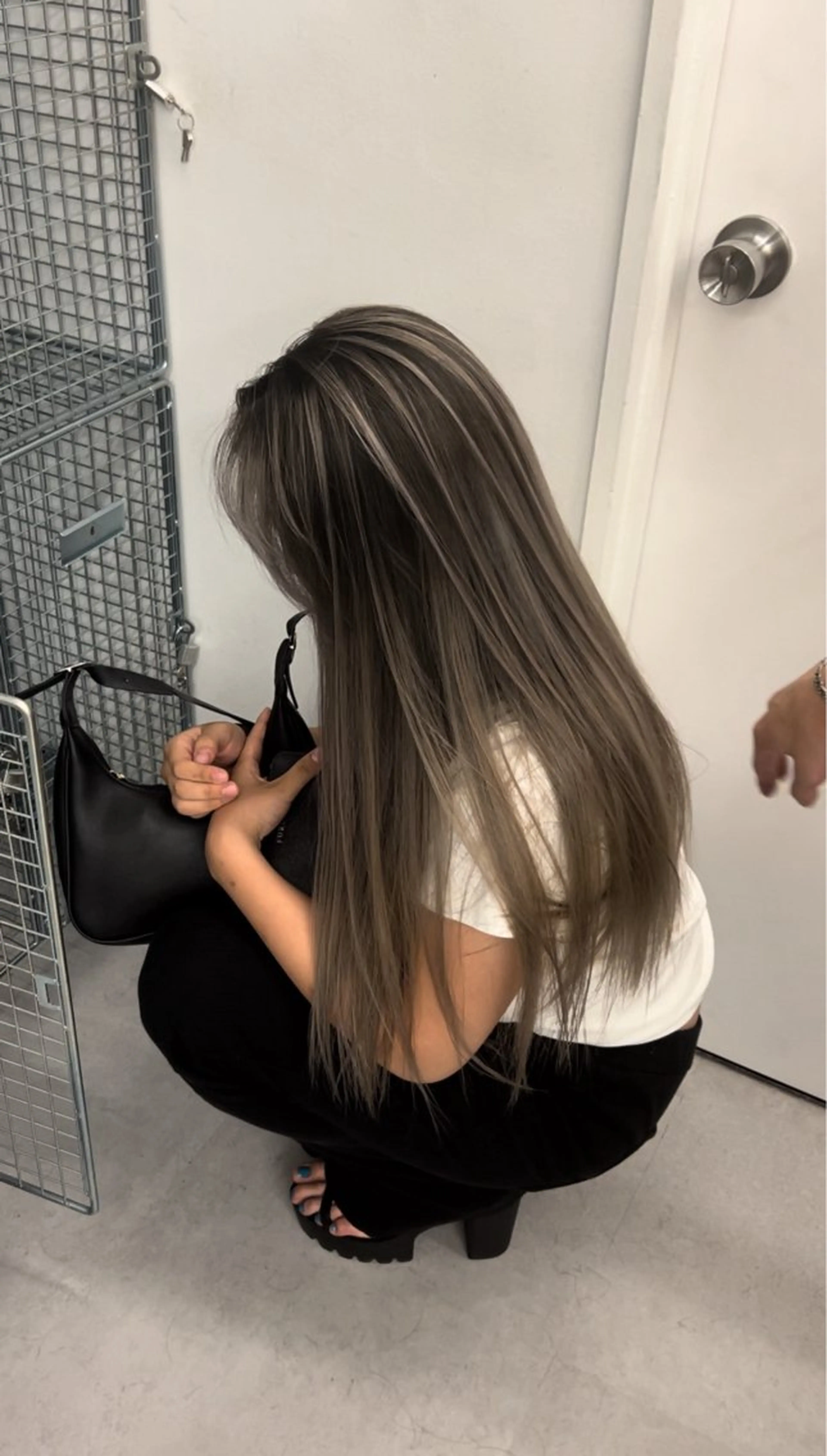 ロング カラー メンズバレイヤージュ 🔥メンズカット🔥のヘアスタイル