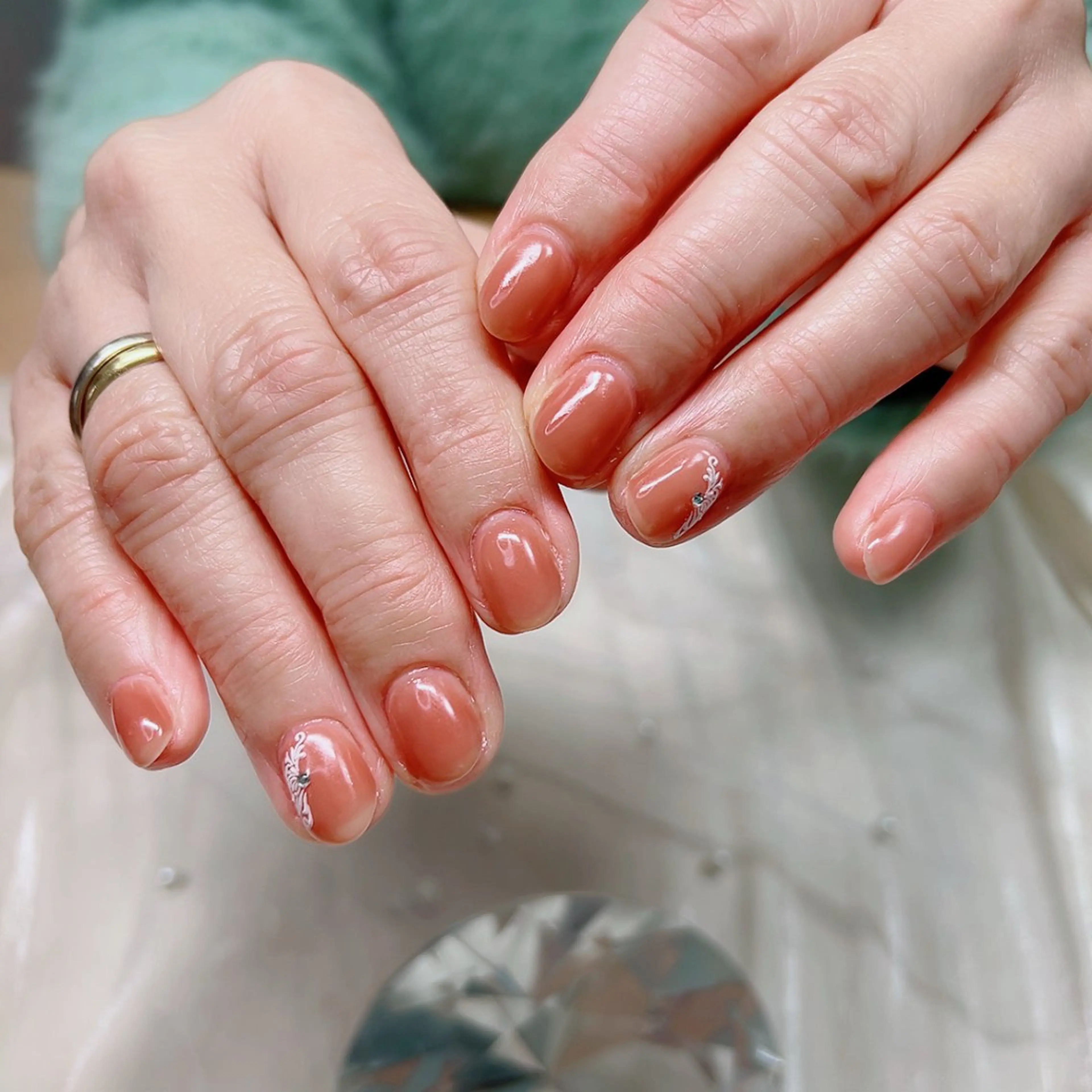 ネイル オフィスネイル ワンカラーネイル バレンタイン Cute Tips nailのネイルデザイン
