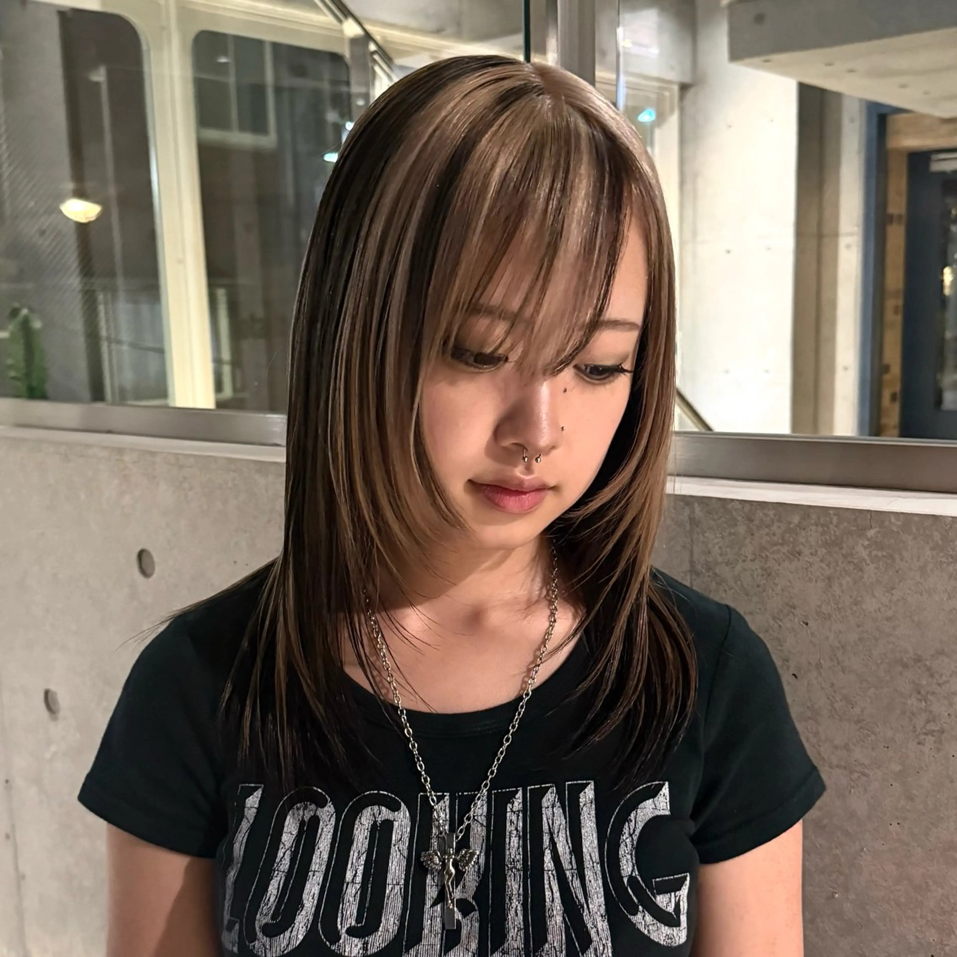 カラー RINA .のヘアスタイル