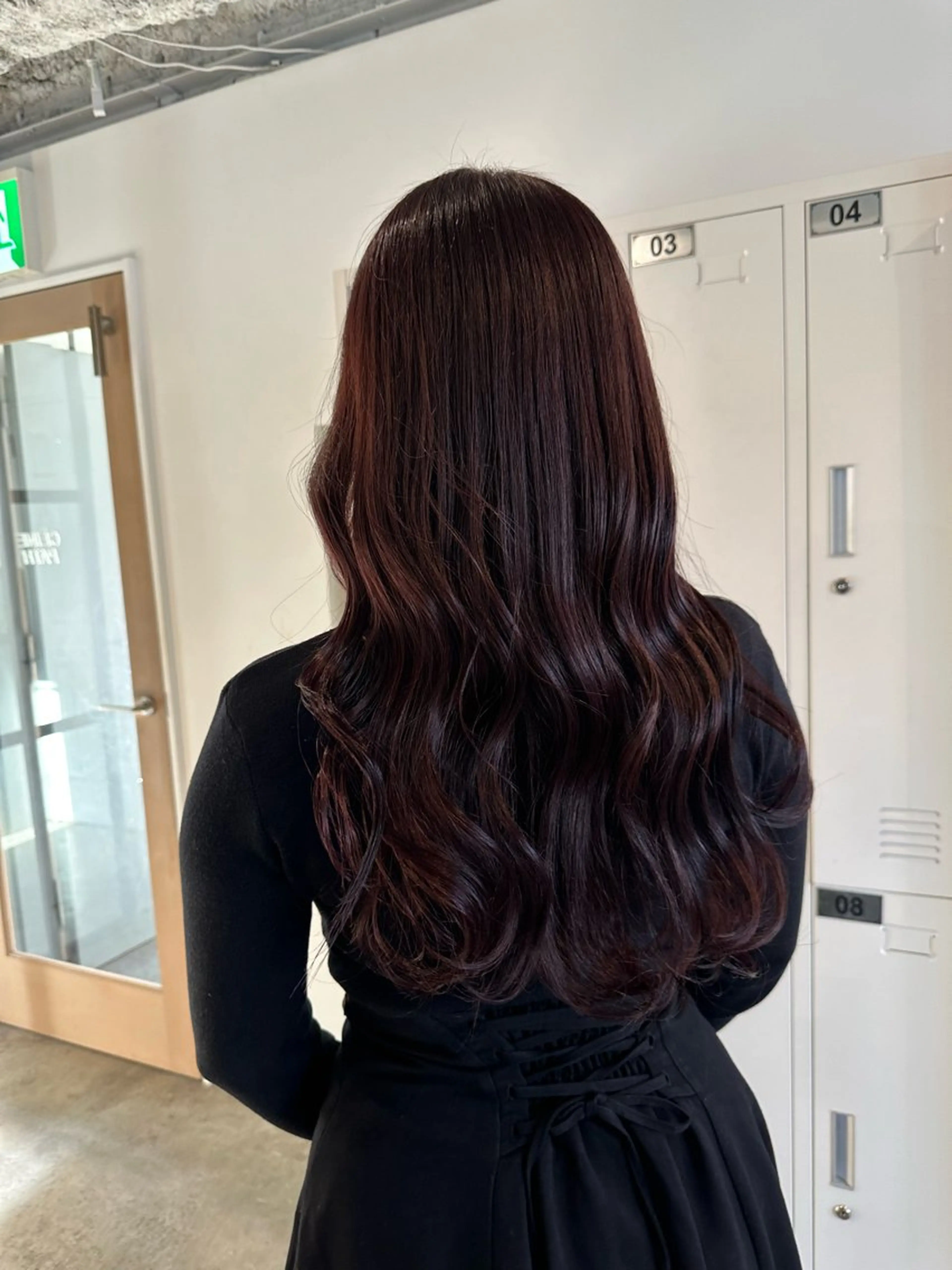 ロング カラー ヘアアレンジ レッドカラー 韓国風ヘア カット REONA🪽✨薬院 レイヤーカット🫧のヘアスタイル