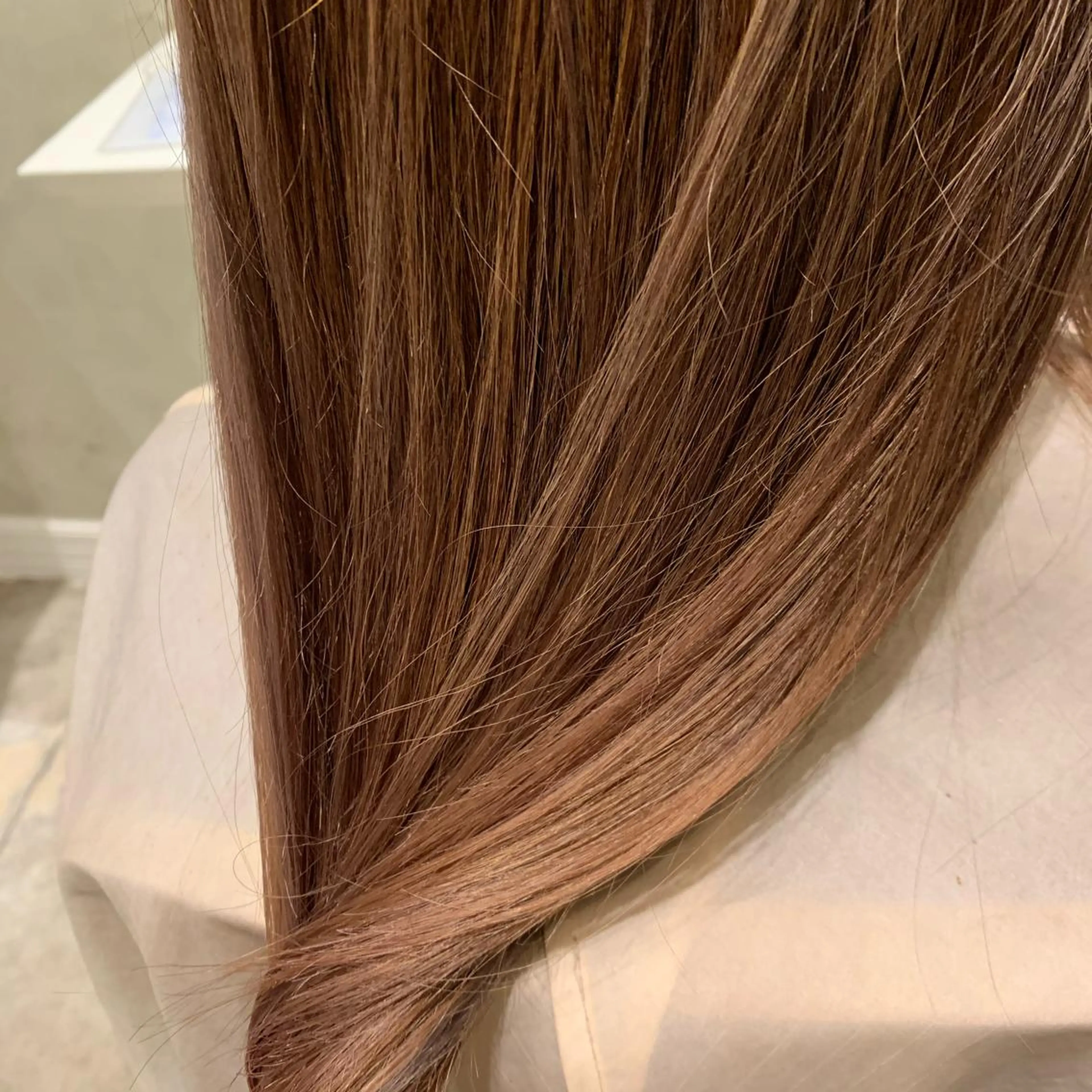 ロング カラー SAKINO. ベージュカラーのヘアスタイル