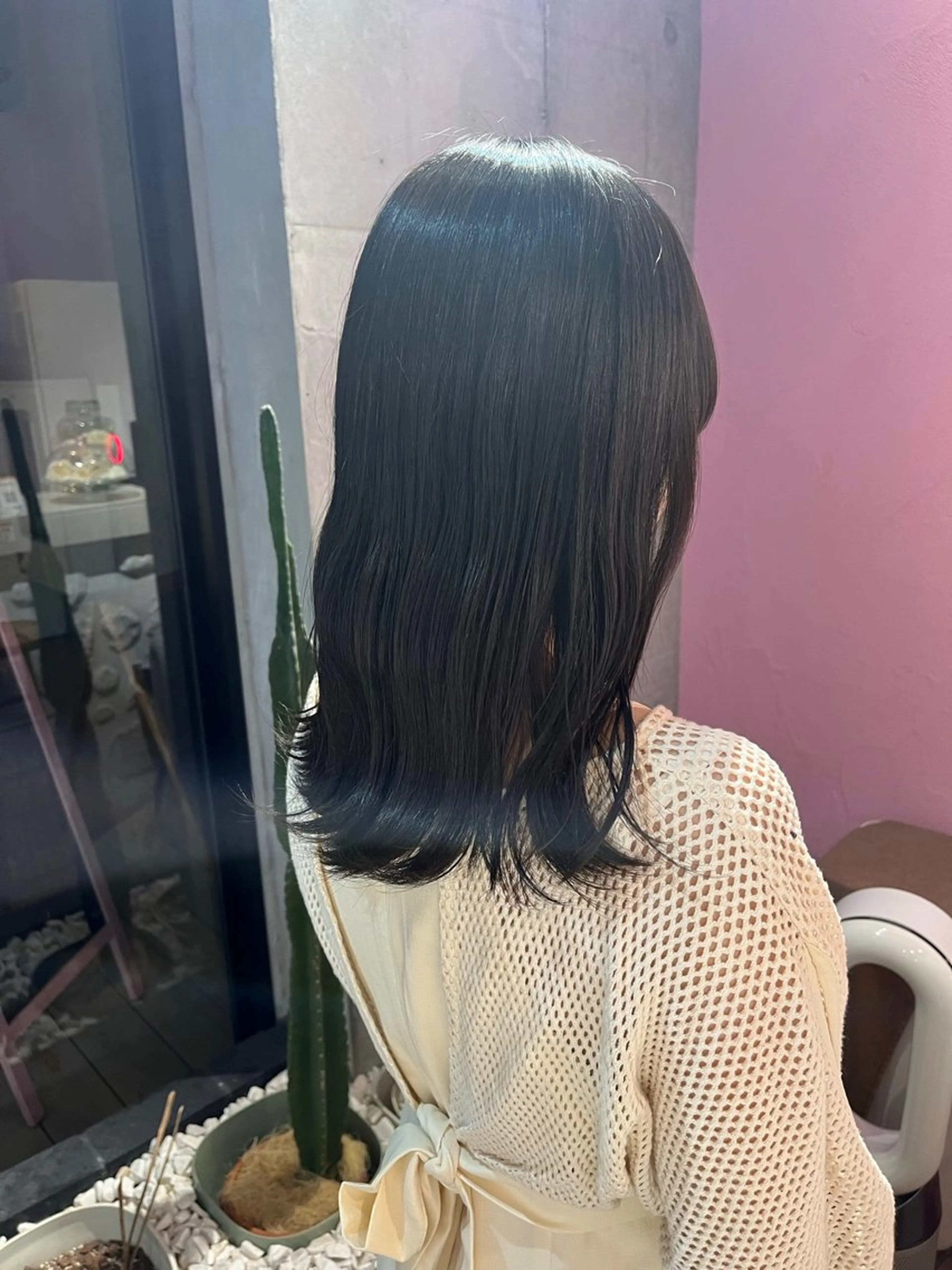 ミディアム カラー 艶感透明感カラー🤍 hinaのヘアスタイル