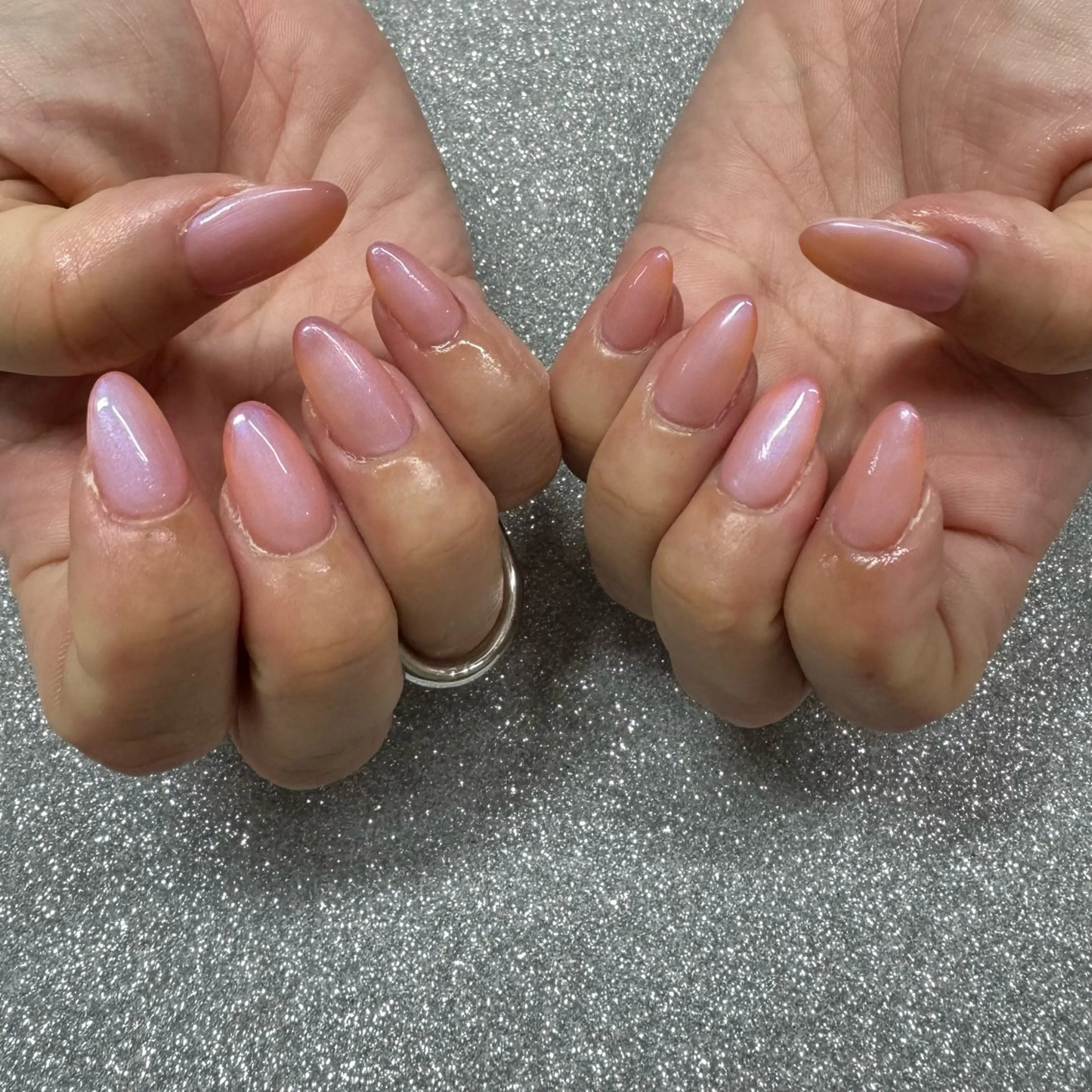 ネイル ハンドネイル VIERU 🌈🎀💖のネイルデザイン