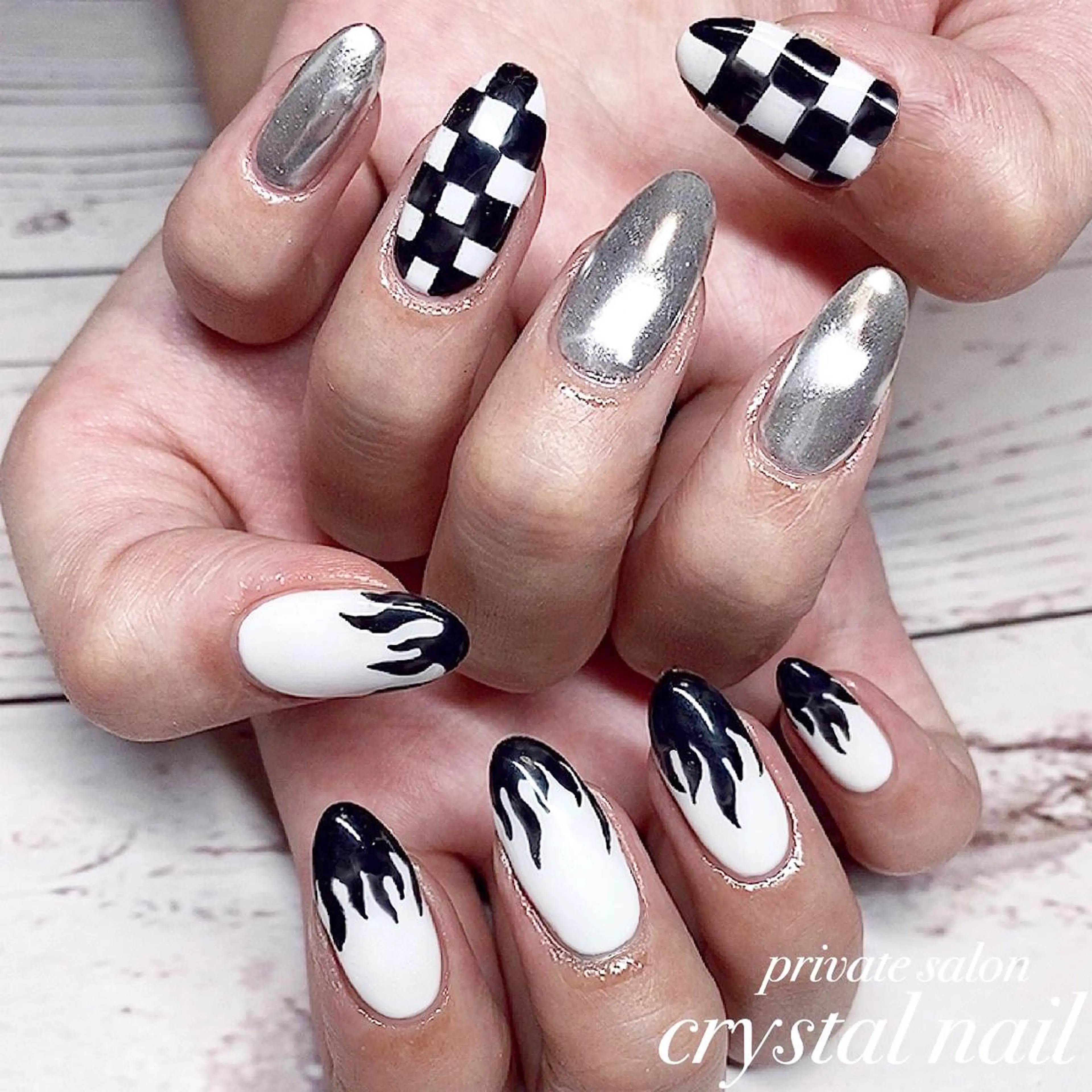 ネイル Crystal Nailのネイルデザイン