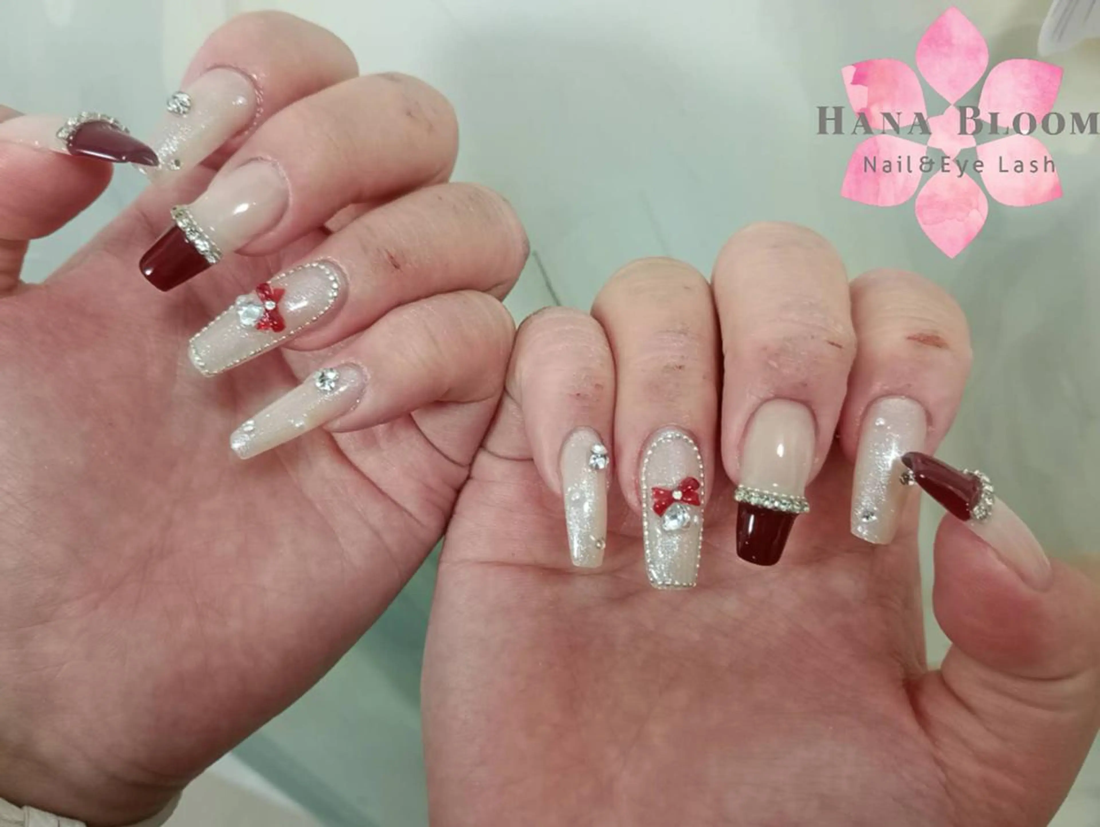 ネイル チークネイル 長さ出し フレンチネイル ジェルネイル マグネットネイル ハンドネイル ハンドケア Hana Bloom Nail 渋谷道玄坂のネイルデザイン