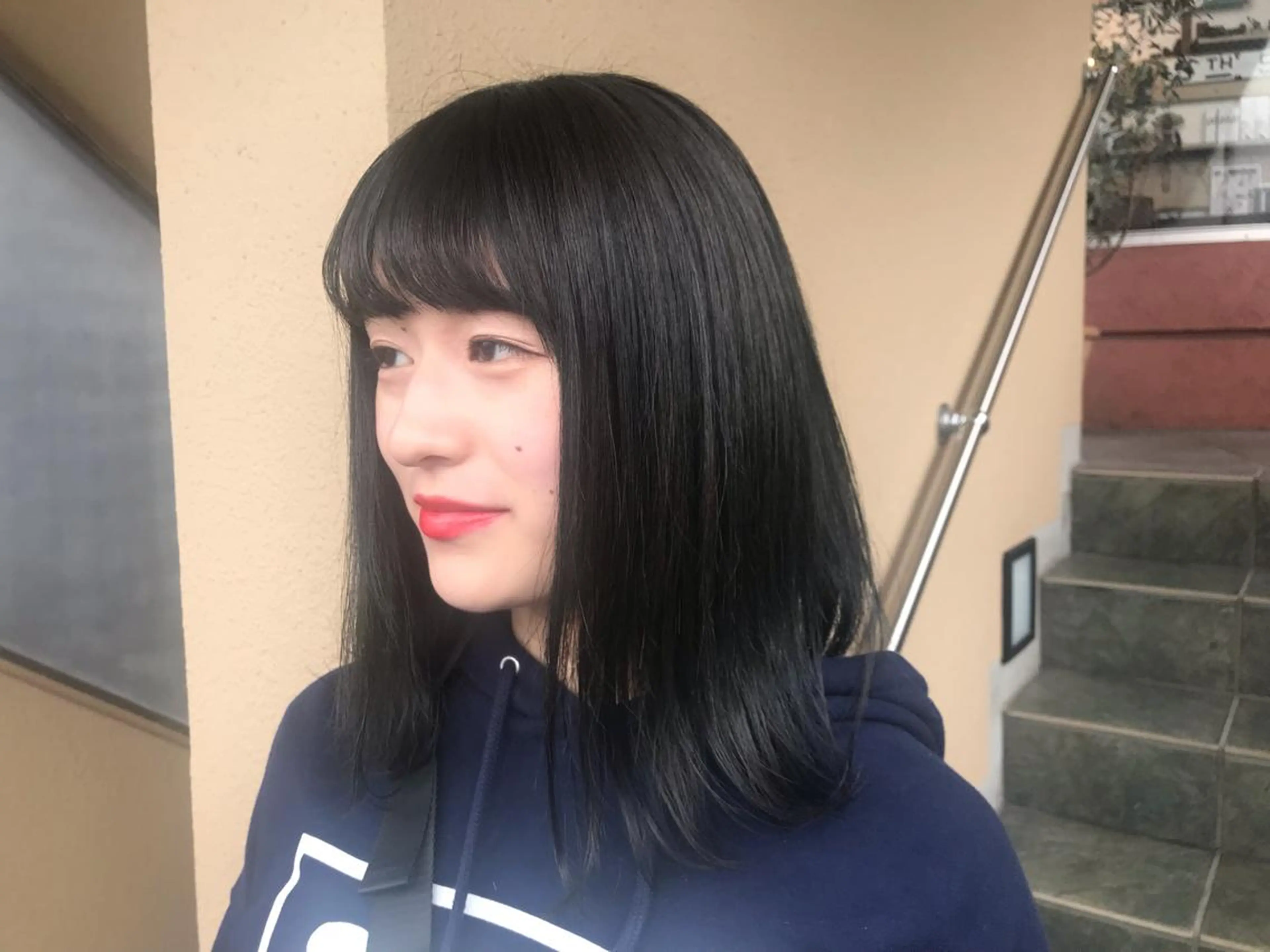 セミロング カラー sand&rose所属・逗子葉山 ナオイカイラのヘアスタイル