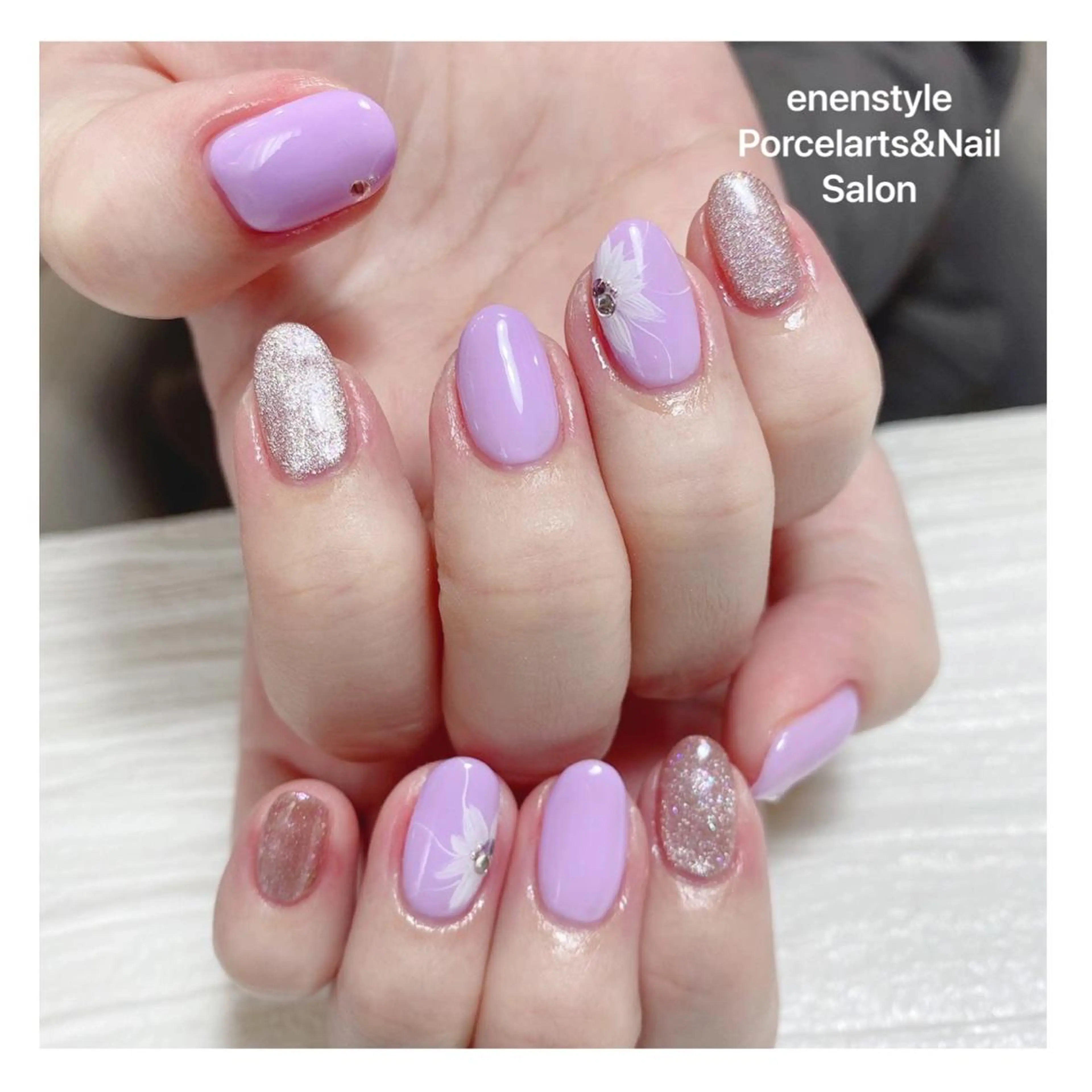 ミディアム ネイル ハンドネイル 👑enen style👑のネイルデザイン