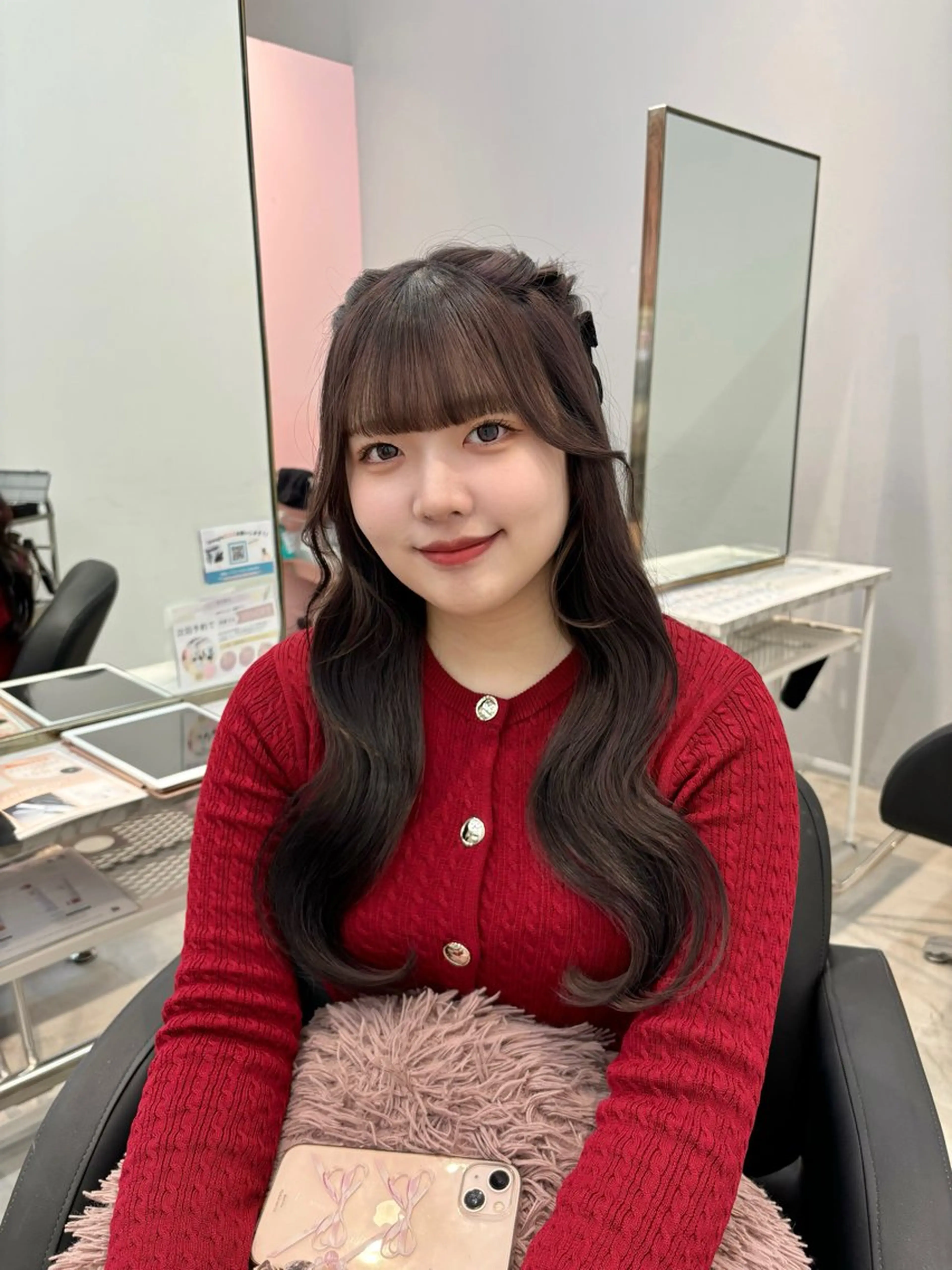 ヘアアレンジ 𝒎𝒐𝒆🩰 名駅/ヘアメ/暖色♡のヘアスタイル