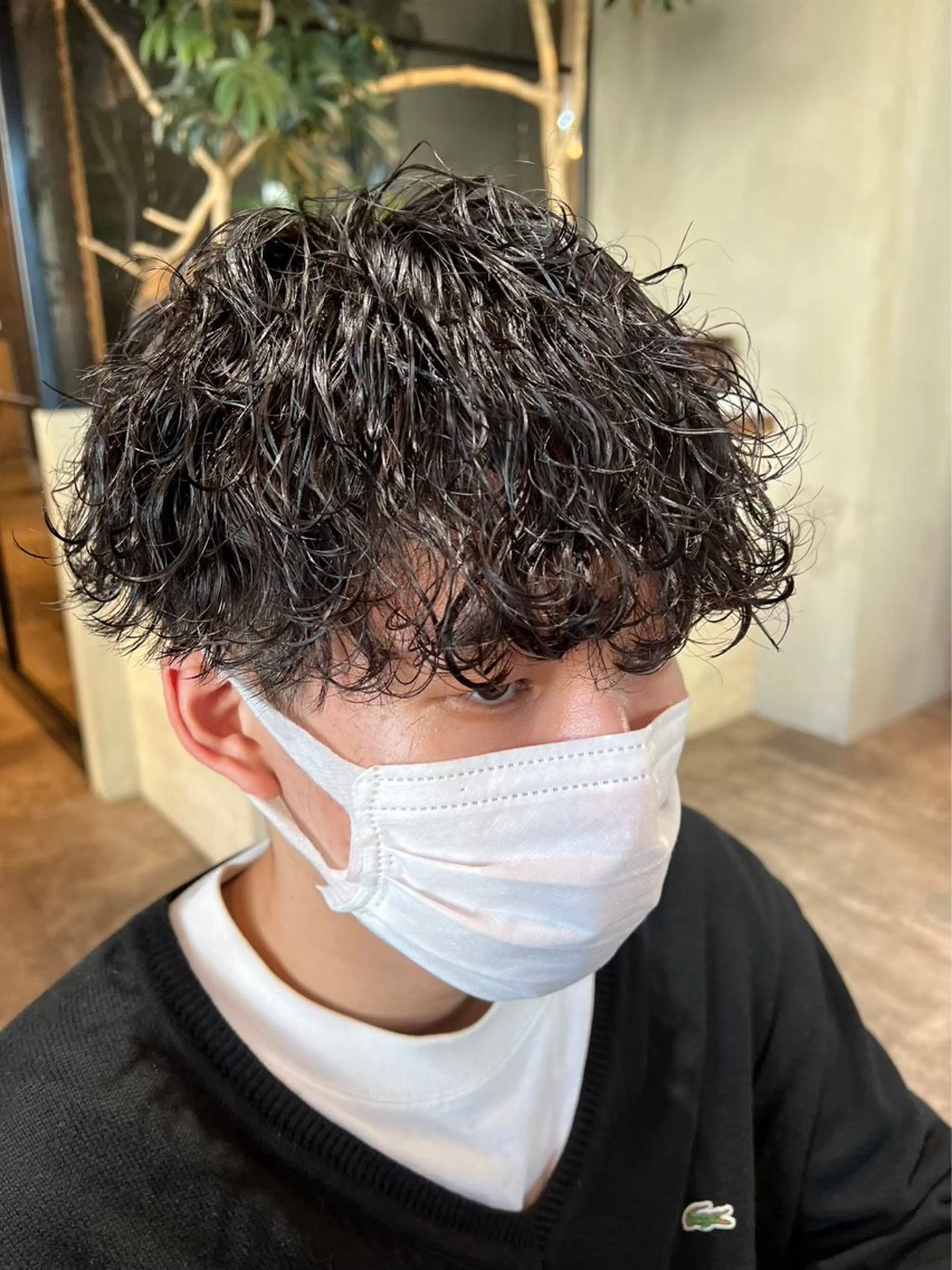 ショート ⚡メンズパーマフ ェードカットTomyのヘアスタイル