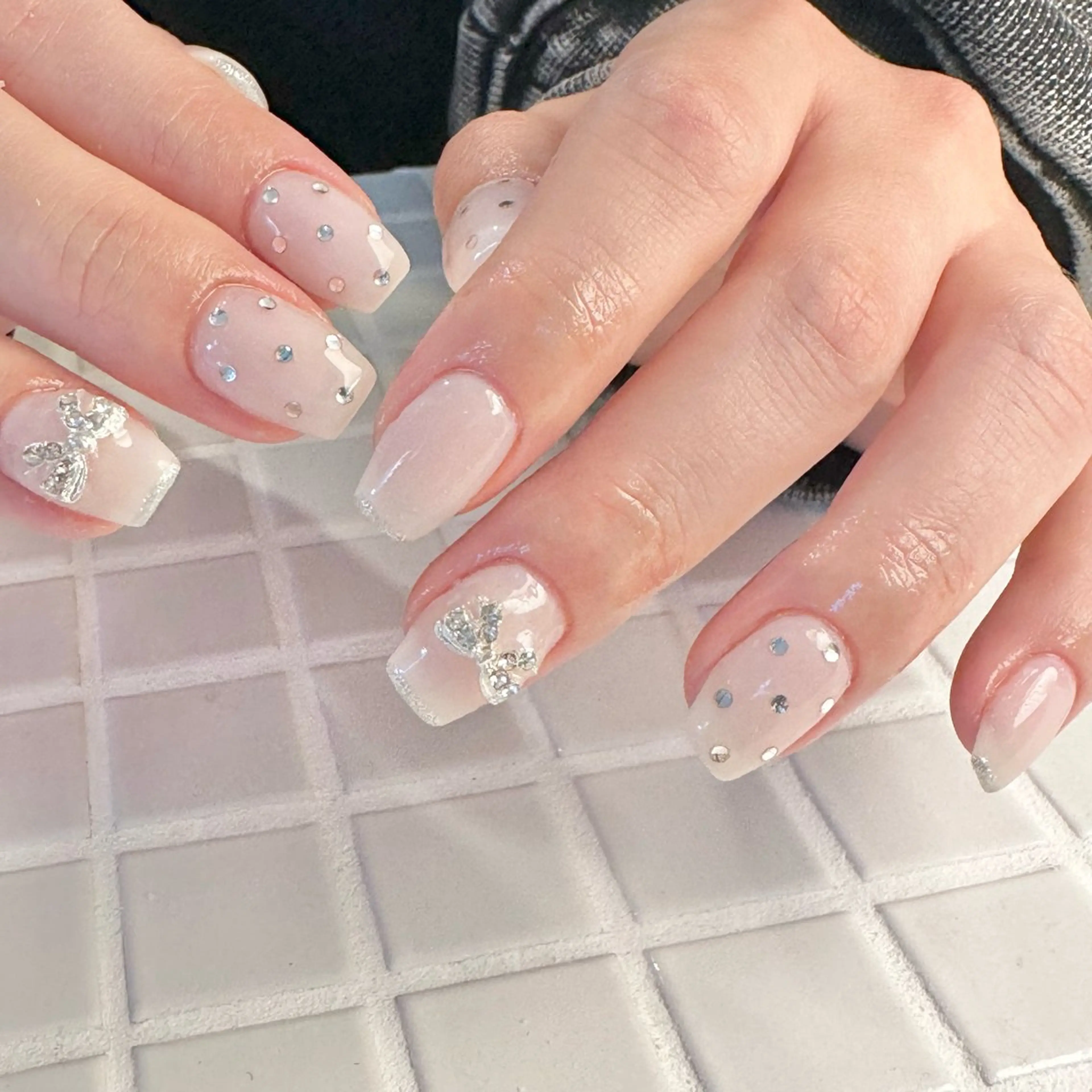 ネイル ハンドネイル Nail lily 🍒渋谷.表参道のネイルデザイン