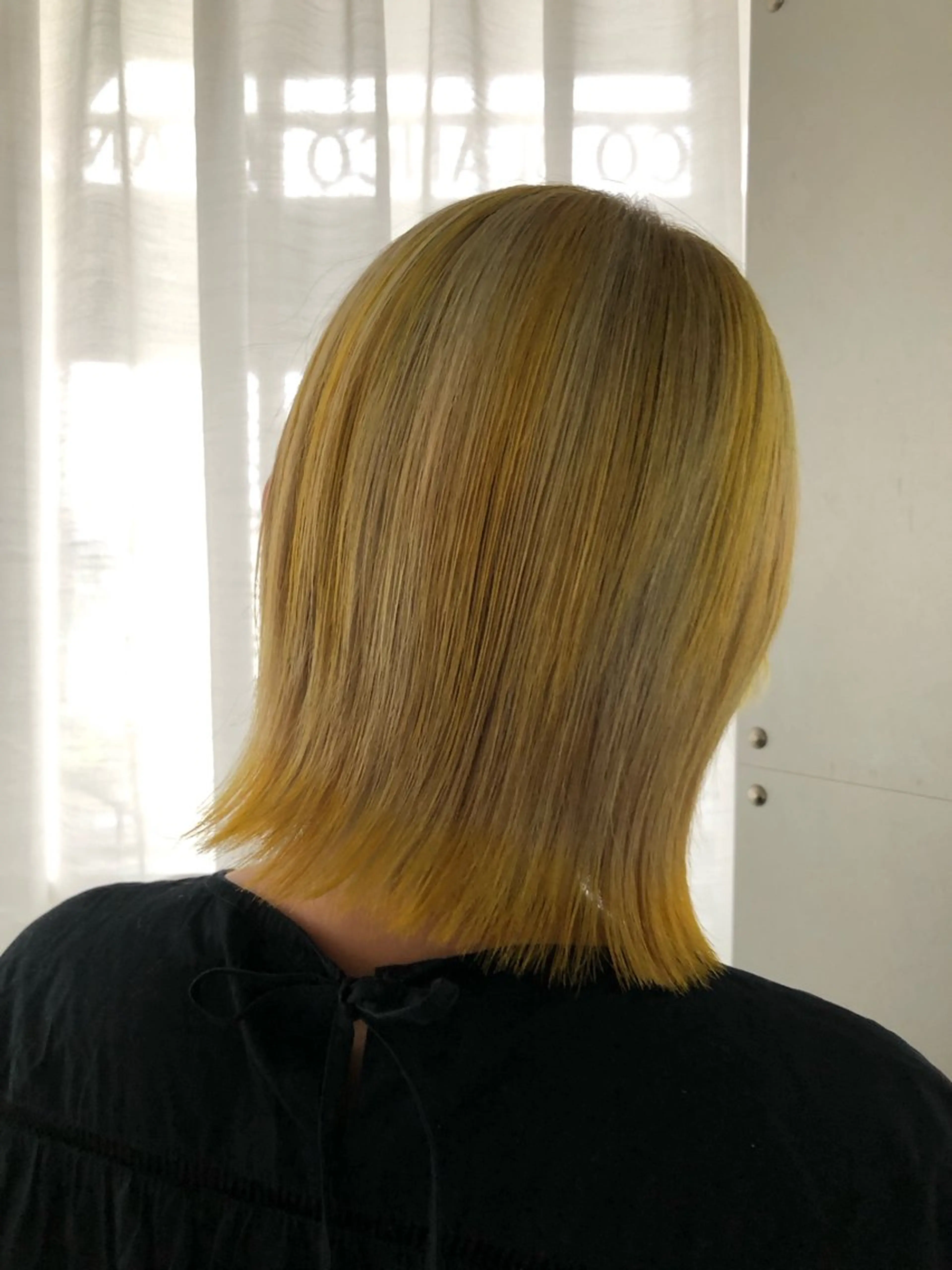 ミディアム カラー ショート／ボブ／レイ ヤーいくらまゆのヘアスタイル