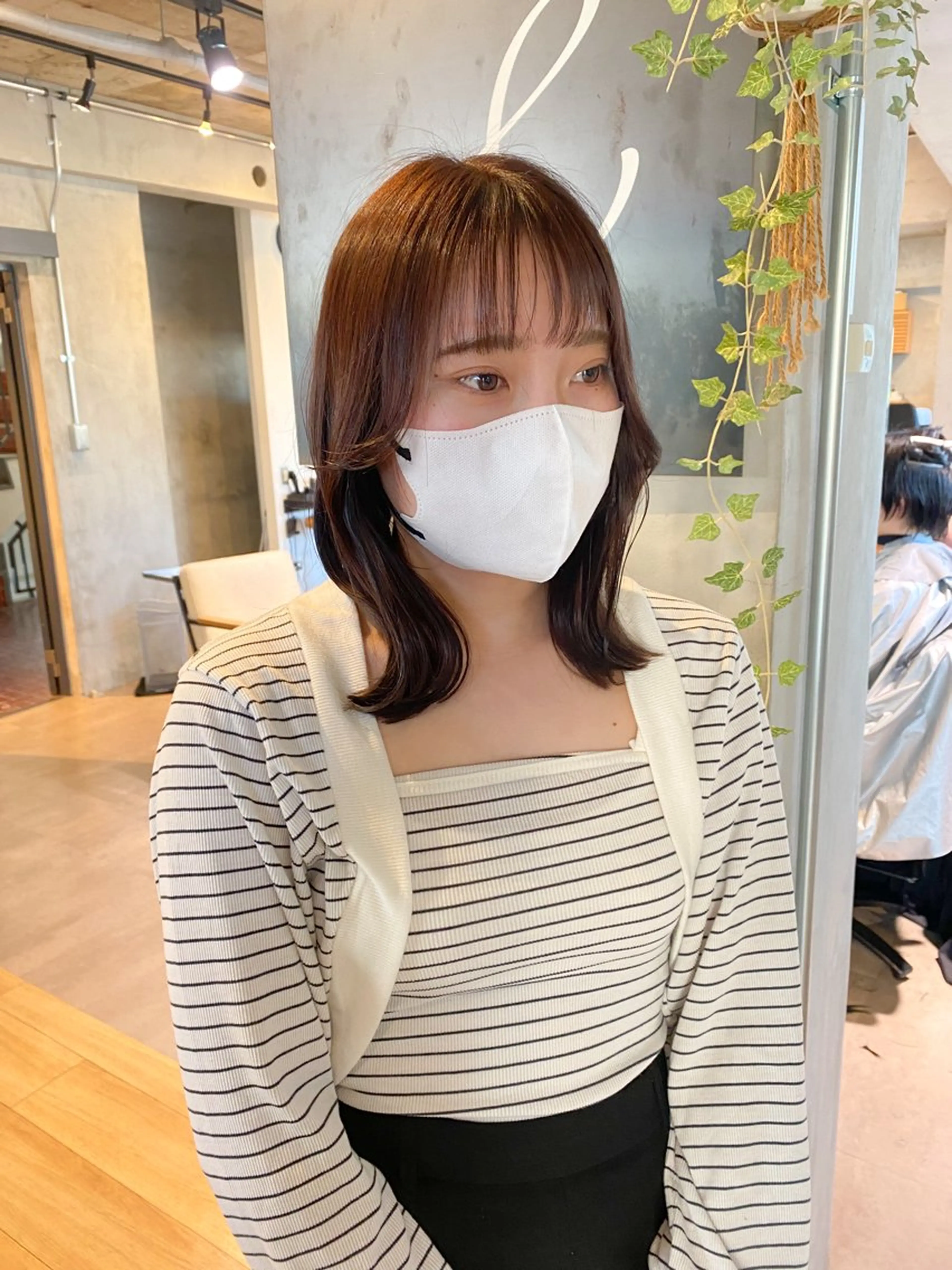 ミディアム カラー オリーブカラー ♠️暗髪レイヤー♠️ 中山唯斗のヘアスタイル