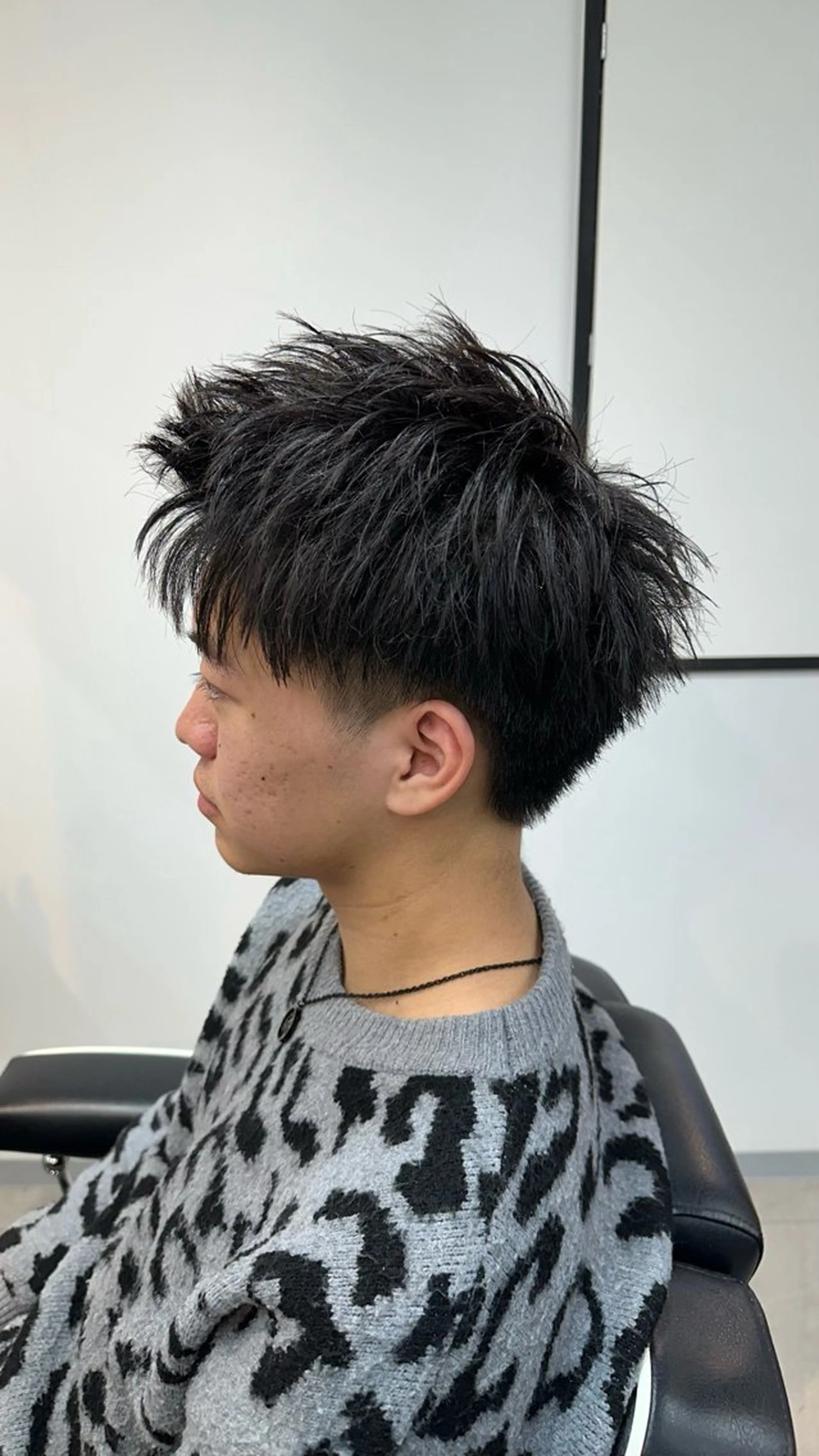 メンズ 律喜/パーマ /メンズ/フェードのヘアスタイル