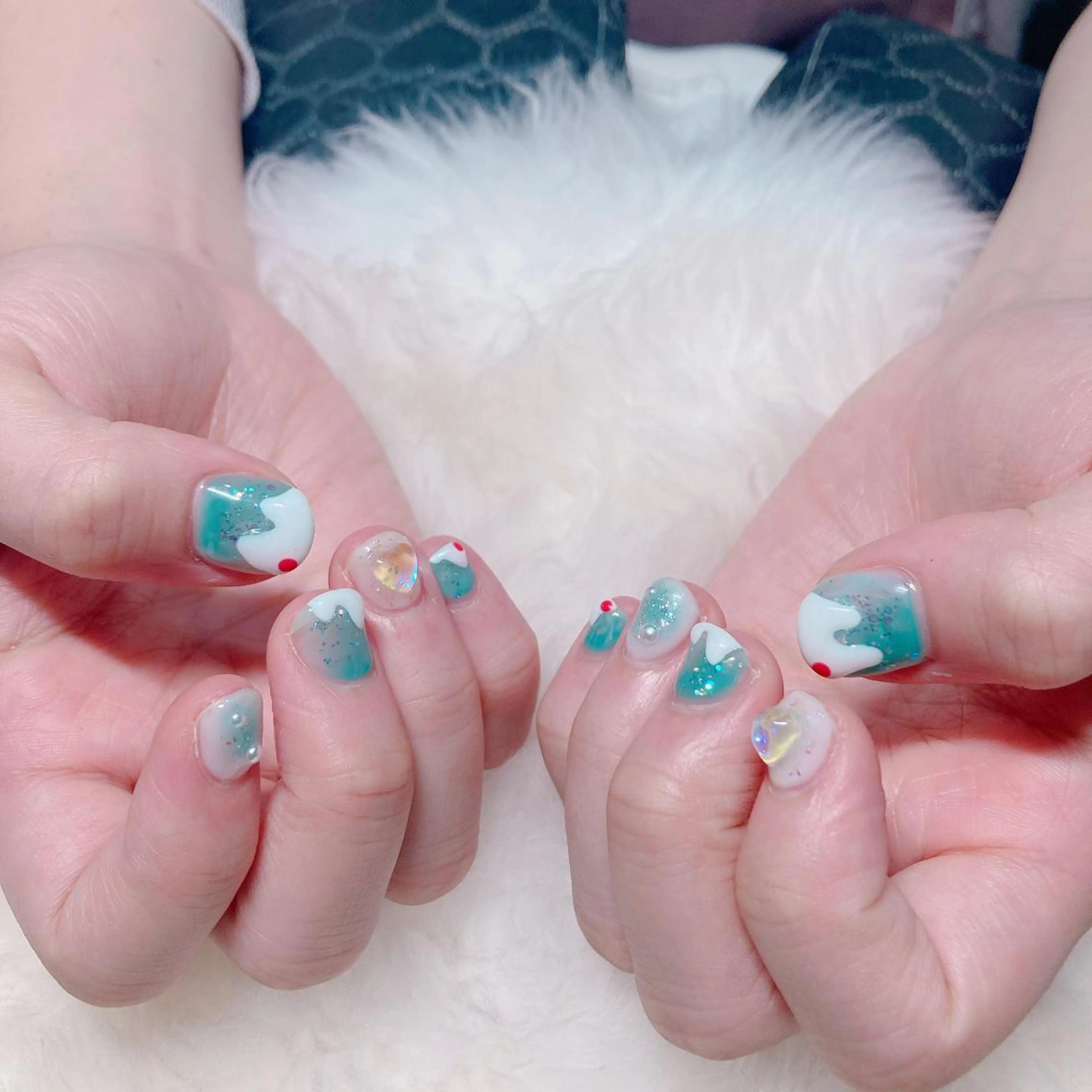 ネイル ハンドネイル 根津 綾子のネイルデザイン