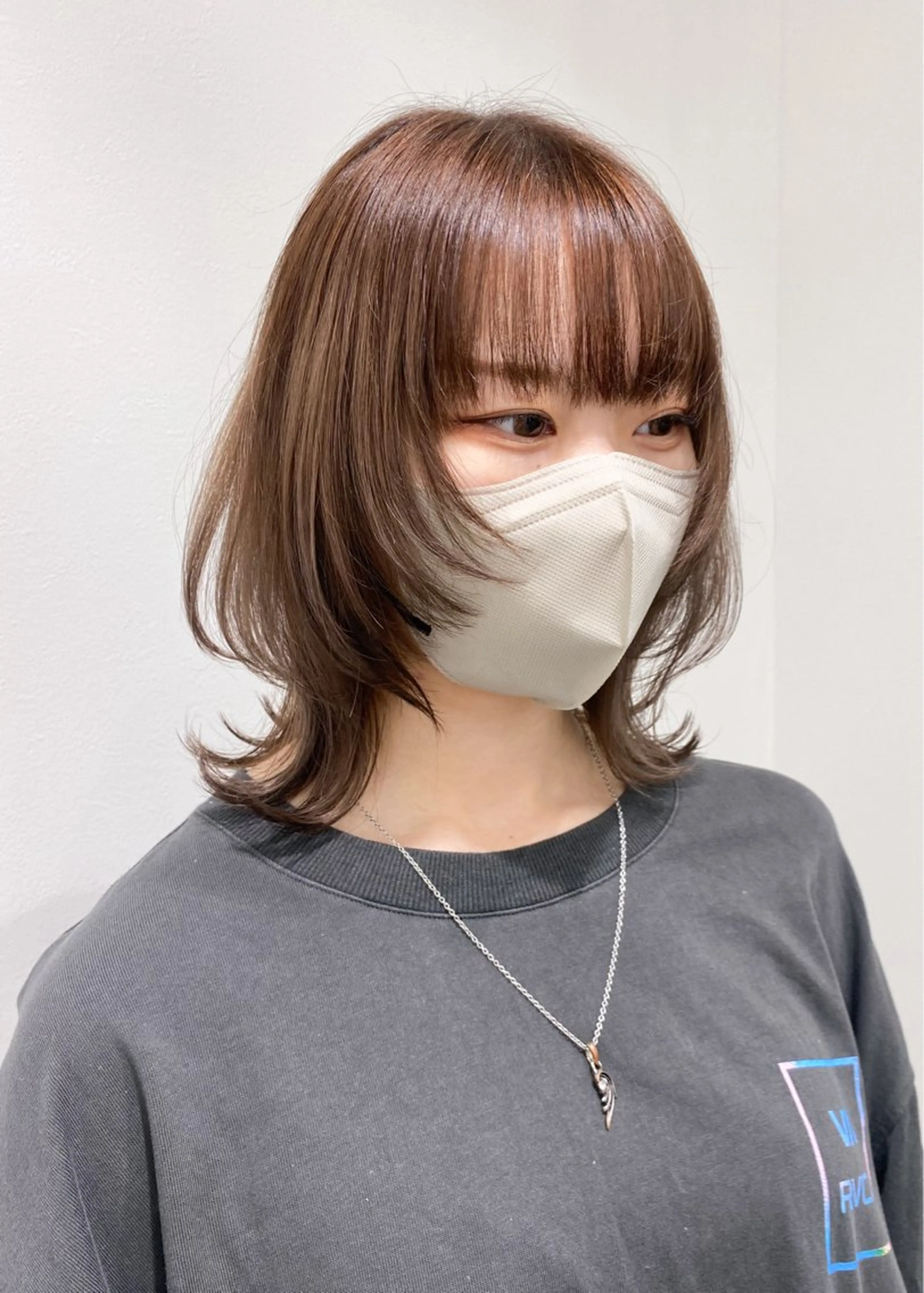 ミディアム カラー ウルフカット カット ヘアカラー トリートメント tomomi /レイヤーカットのヘアスタイル
