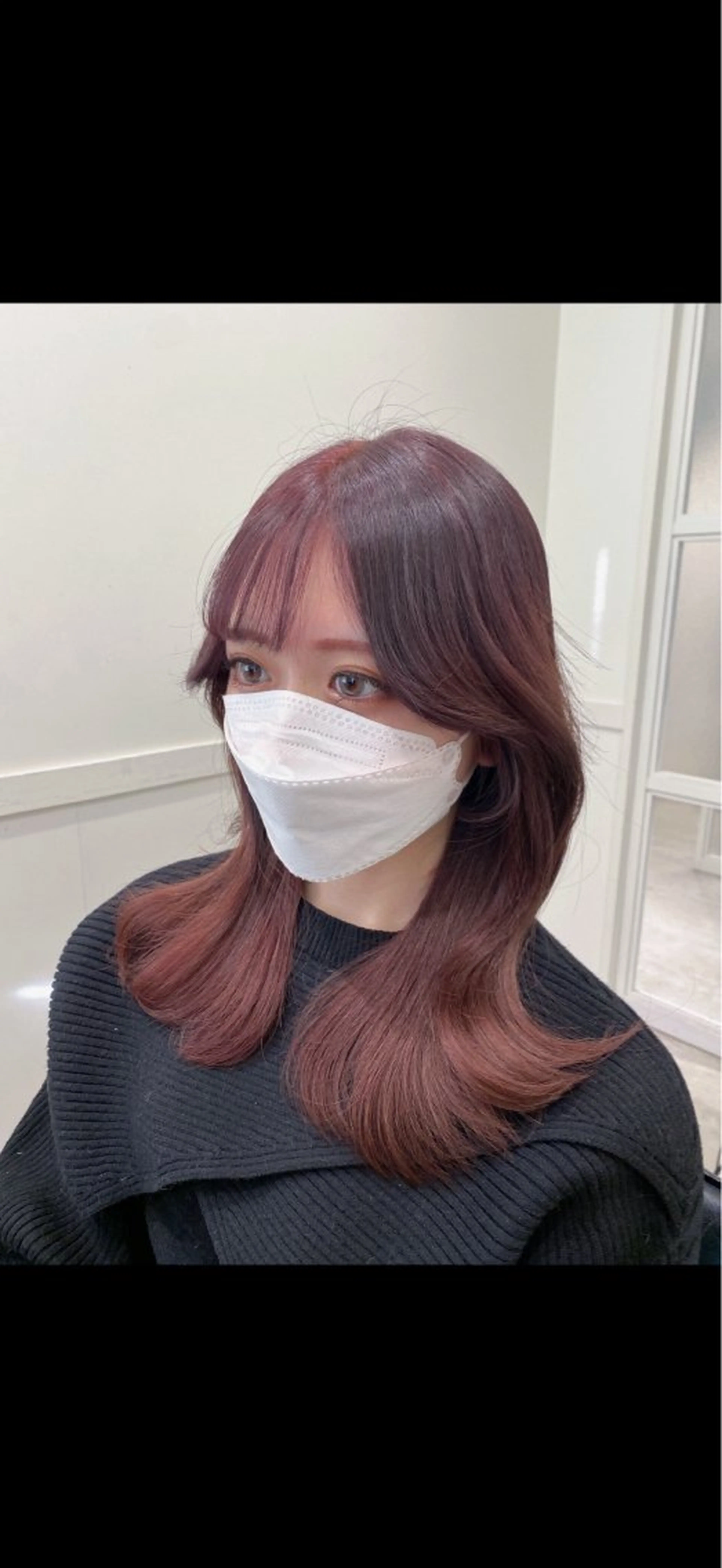 セミロング レイヤーと縮毛矯正 で生きてる人のヘアスタイル