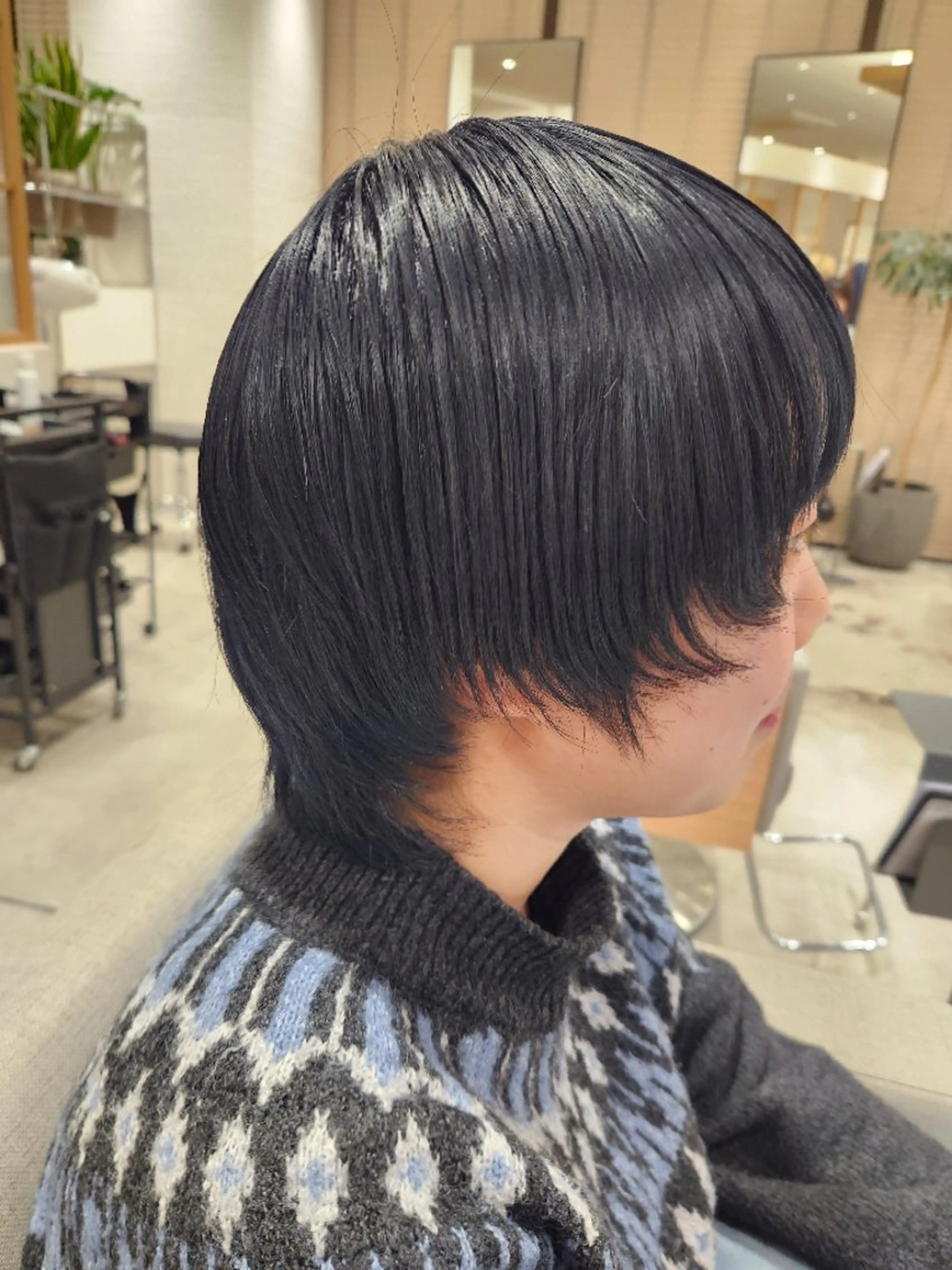 カラー 黒髪 ブルーカラー ブルーブラック ヘアカラー 💜艶髪カラー💜 🎶富川美希🎶のヘアスタイル