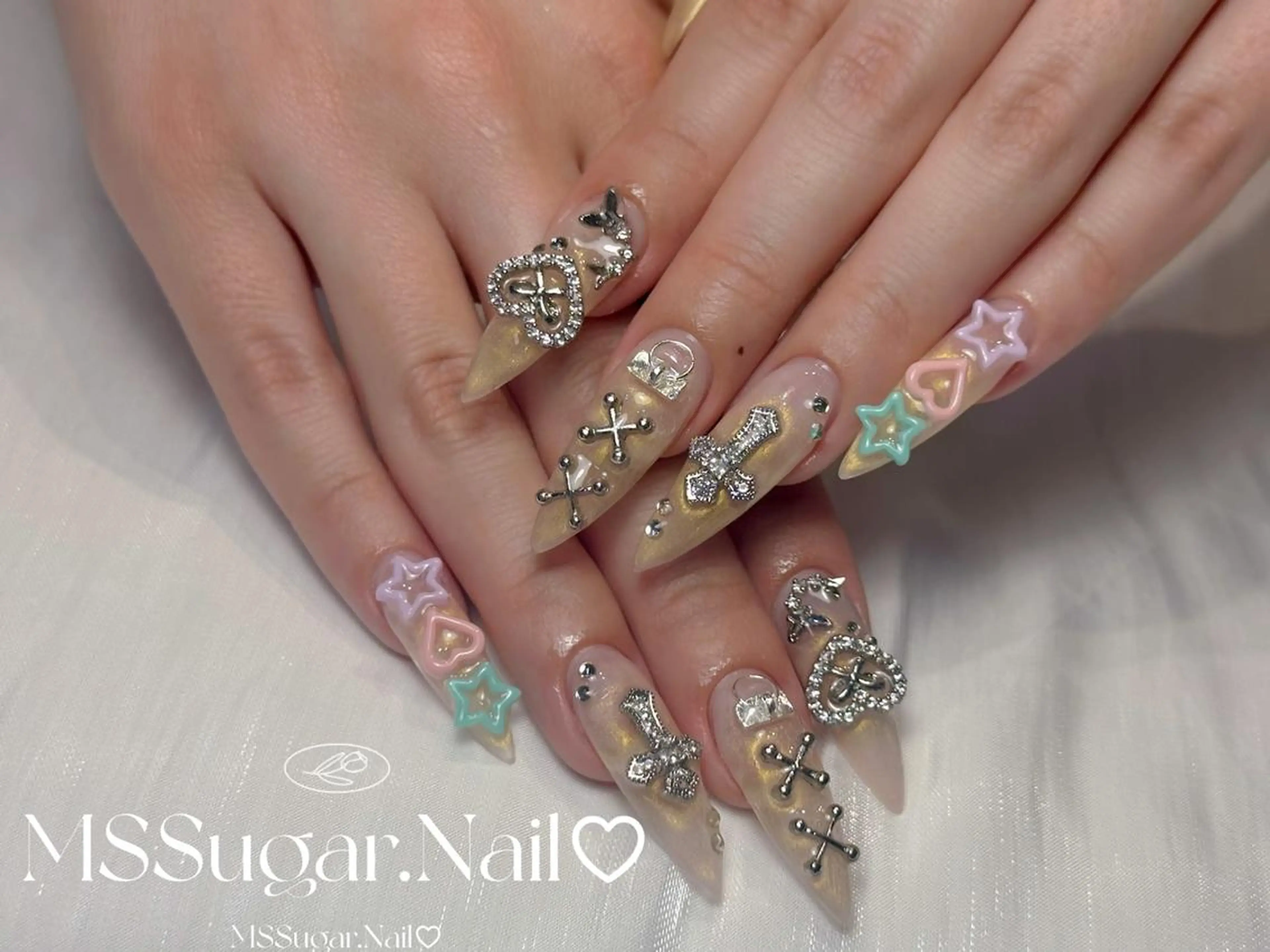 ネイル ハロウィン ロングネイル マグネットネイル スカルプネイル ネイルチップ MSSugar Nailのネイルデザイン