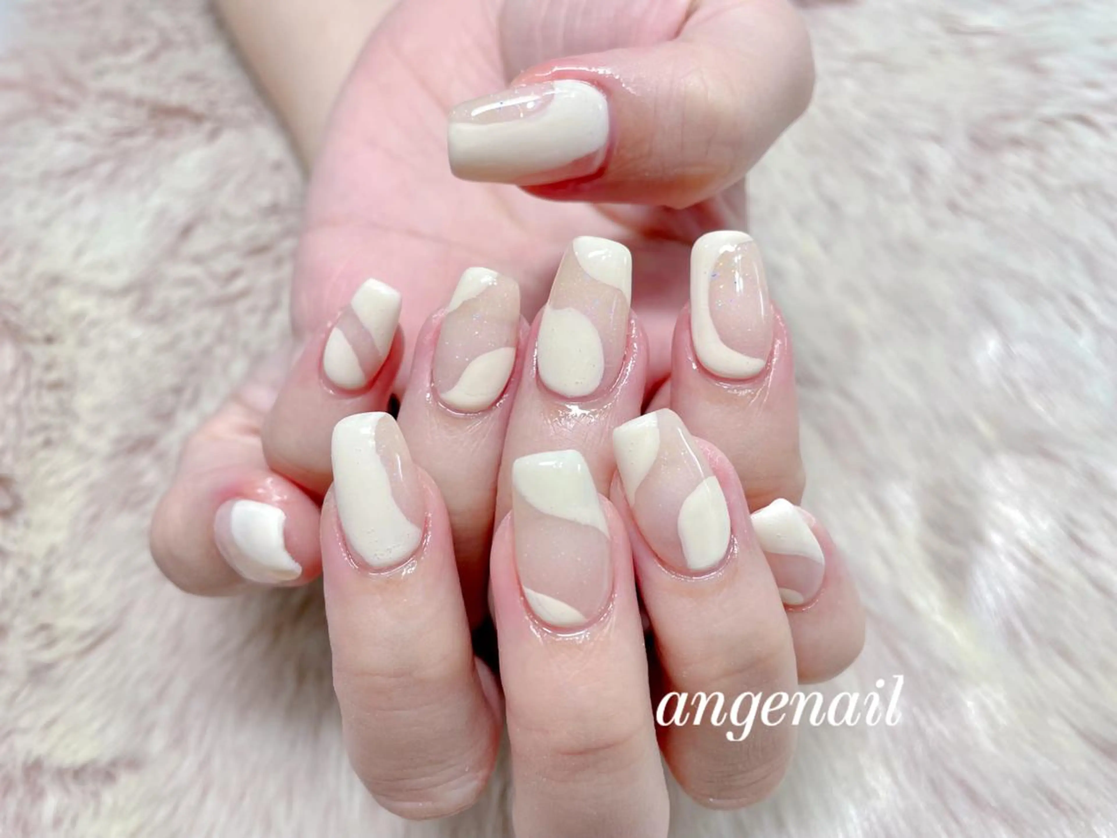 ネイル ハンドネイル オーナーネイリスト MAKIのネイルデザイン