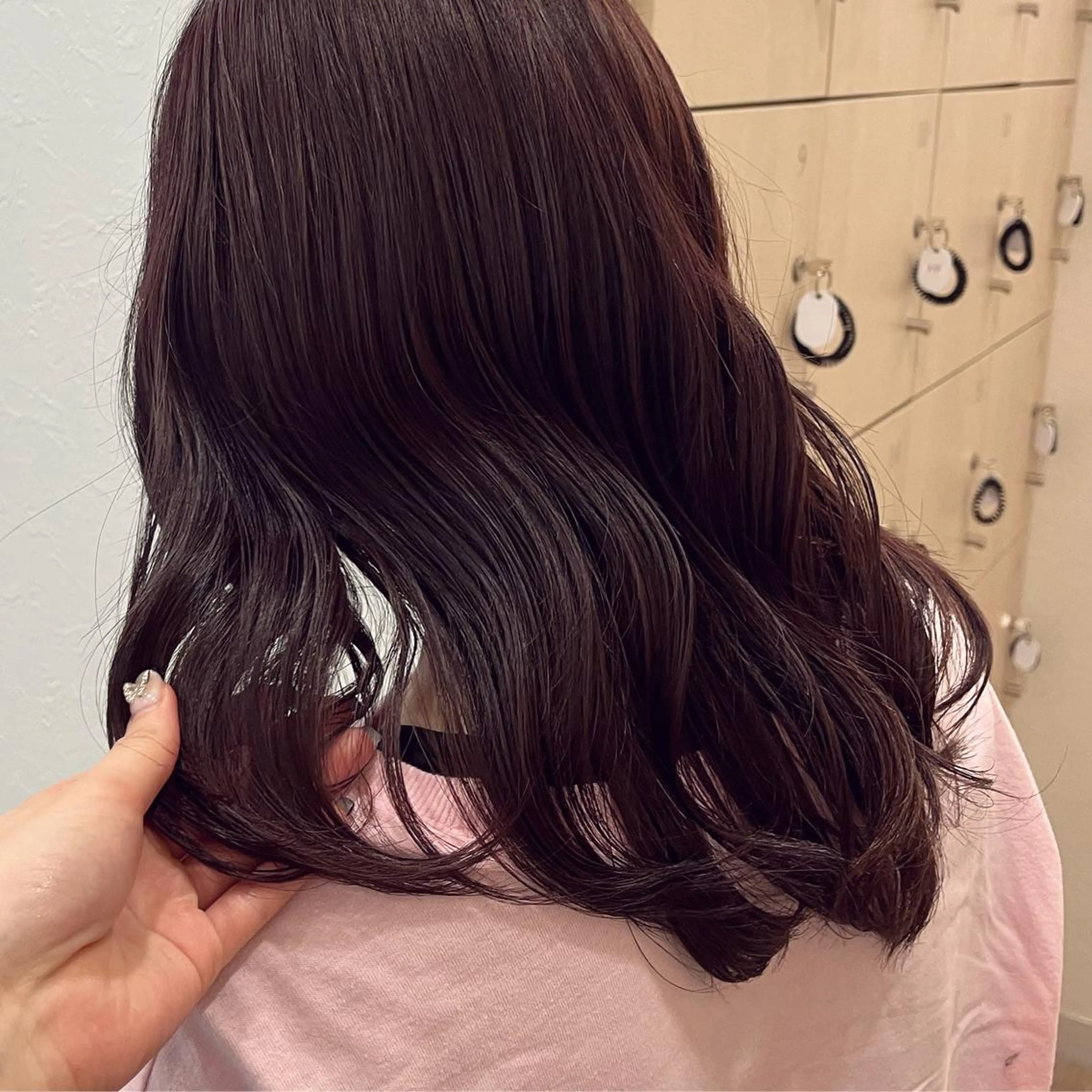 カラー 服部 沙弥佳のヘアスタイル