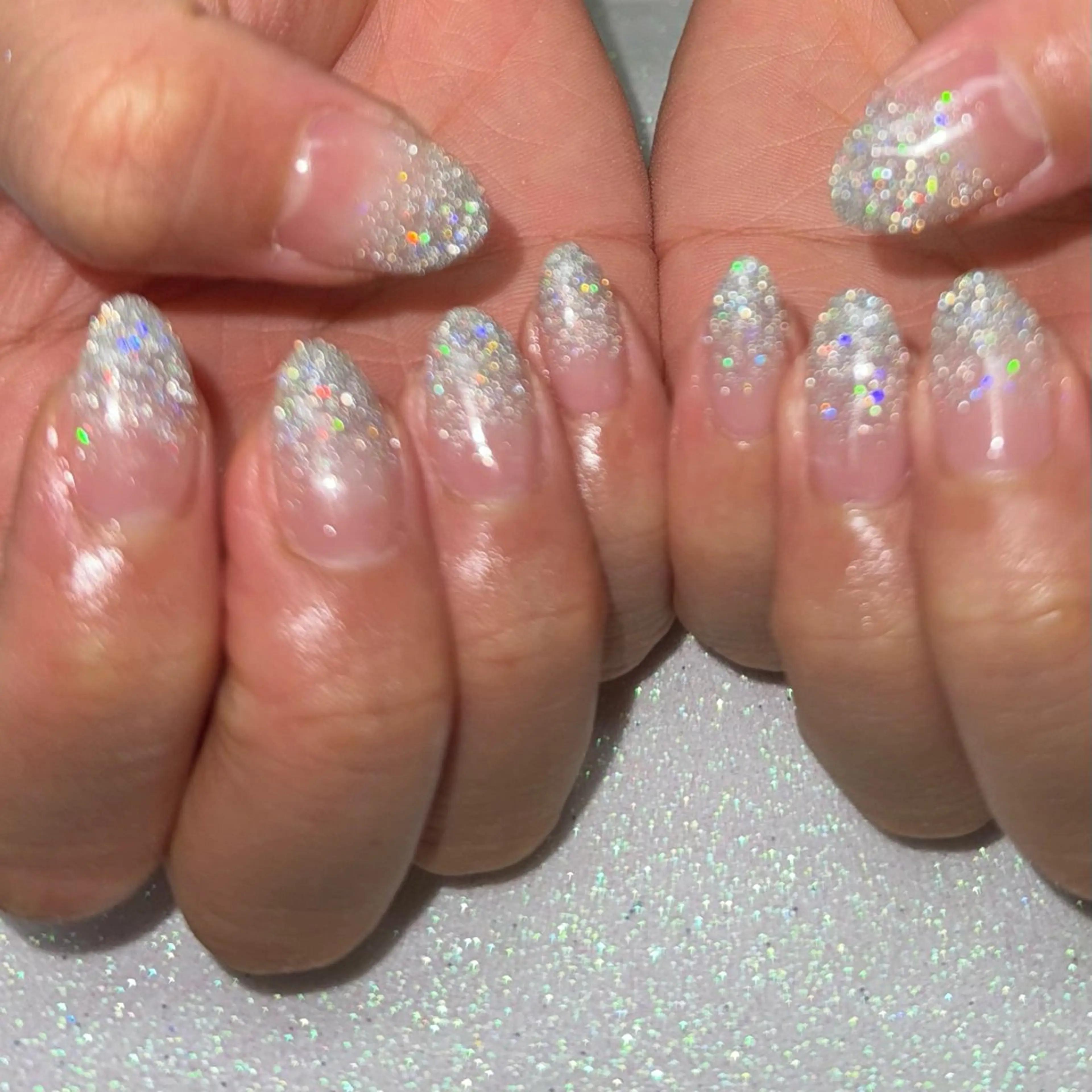 ネイル ハンドネイル VIERU 🌈🎀💖のネイルデザイン