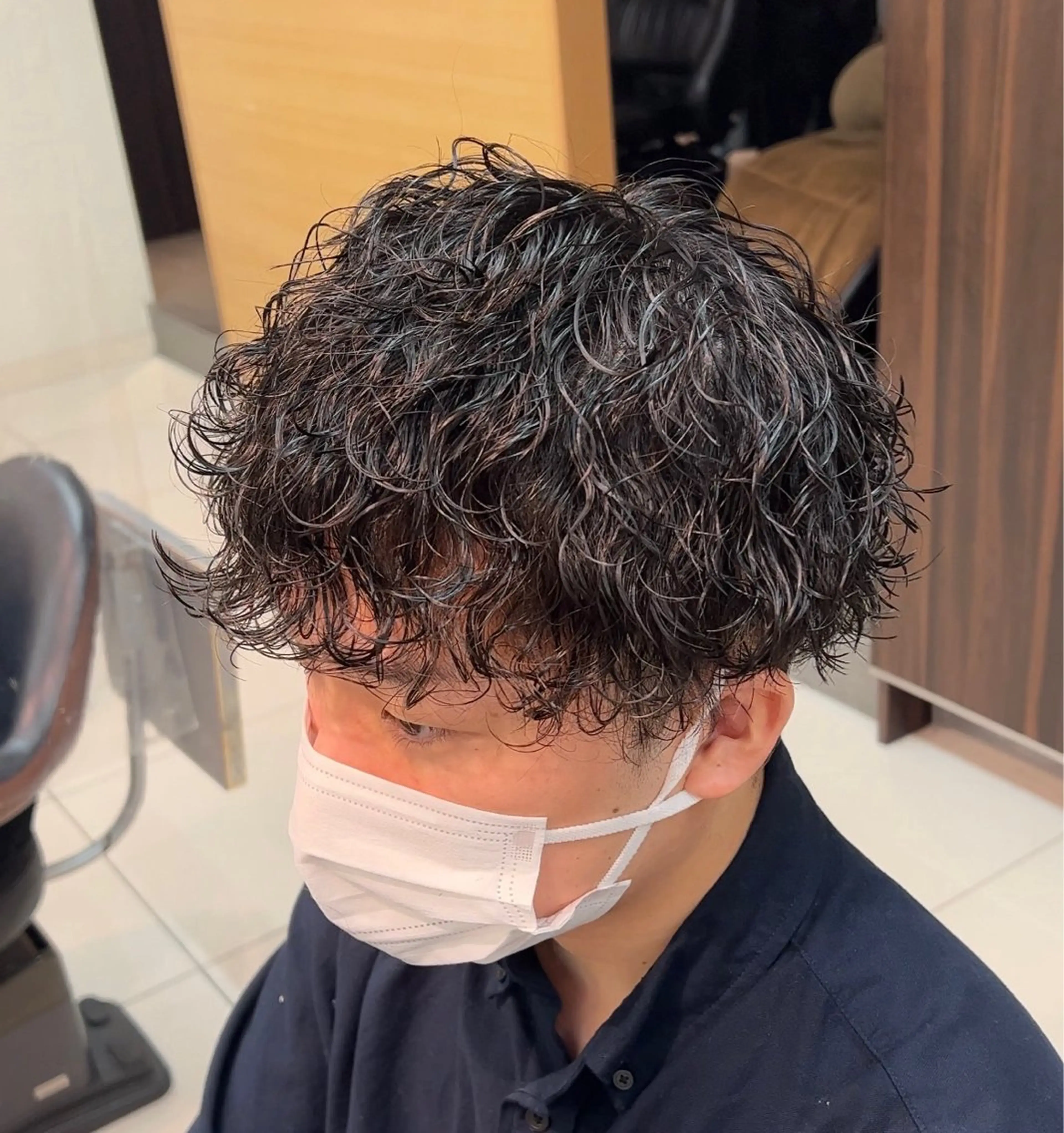 パーマ メンズ カット パーマ 透明感カラー/ ダブルカラー /ソラのヘアスタイル