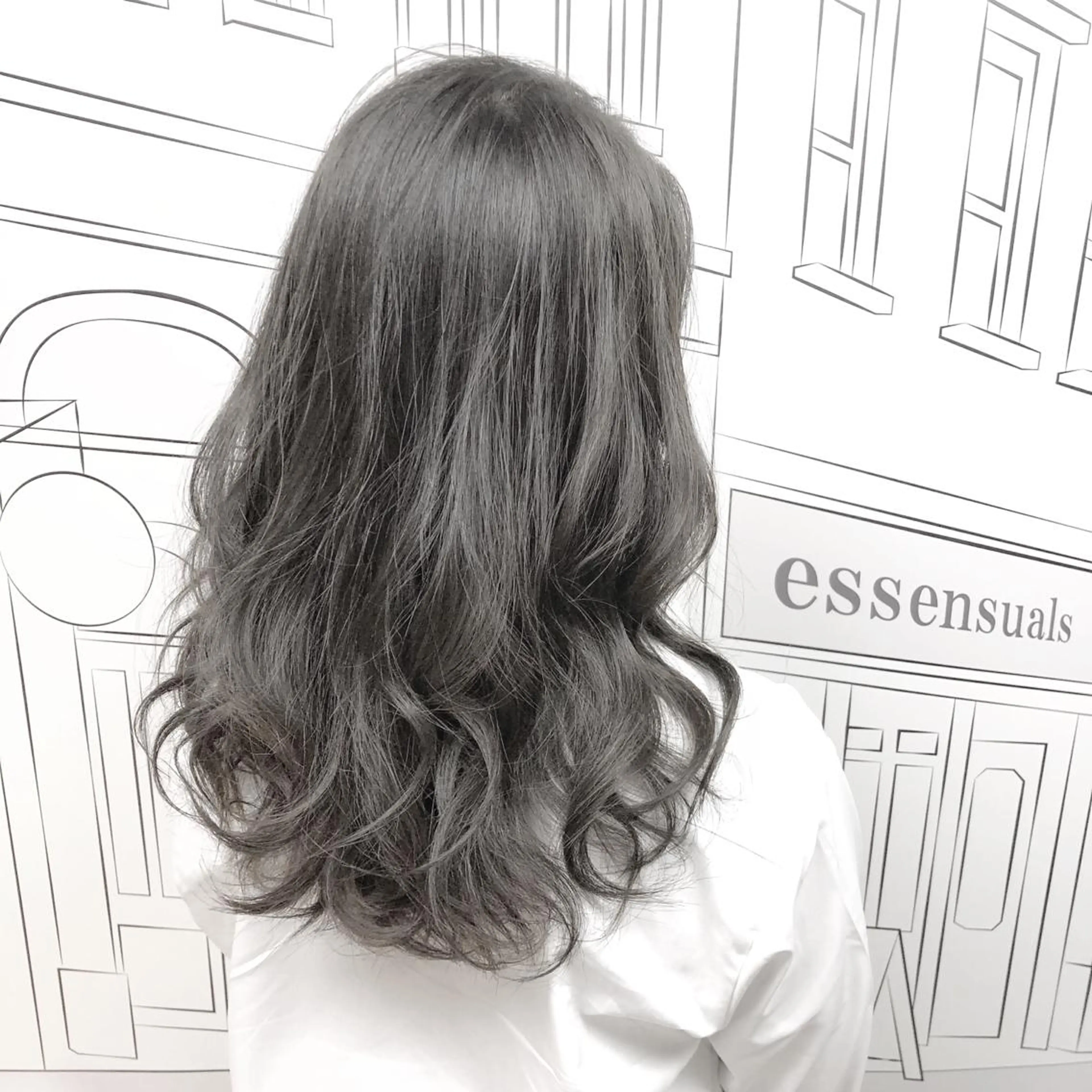 セミロング レイヤー⭐️カラー ⭐️平川雅史のヘアスタイル