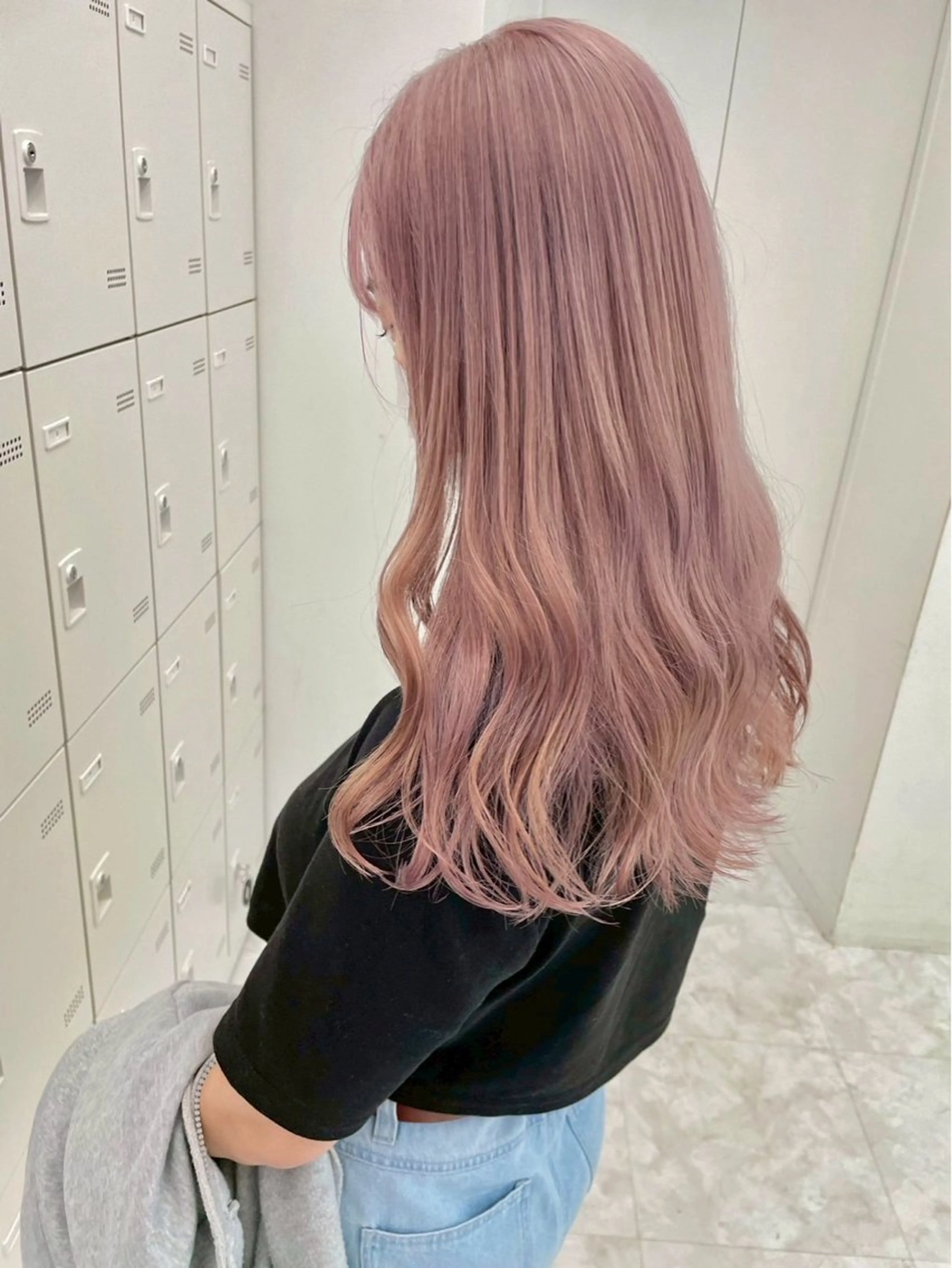 セミロング カラー 曲がる縮毛矯正✨️ パーマ🌀 晃哉‎のヘアスタイル