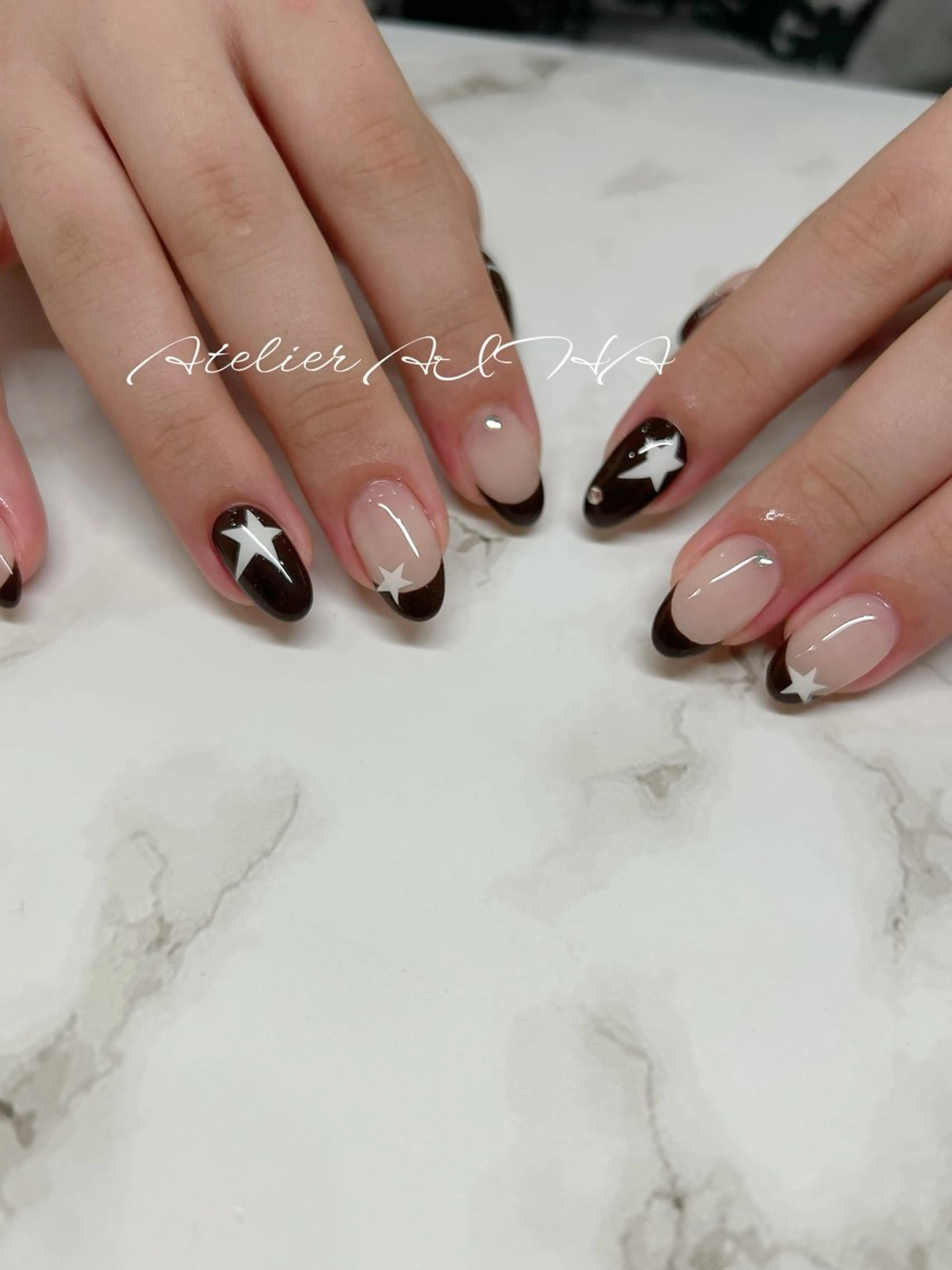 ミディアム アトリエAIHA★ フィルイン推奨サロンのネイルデザイン