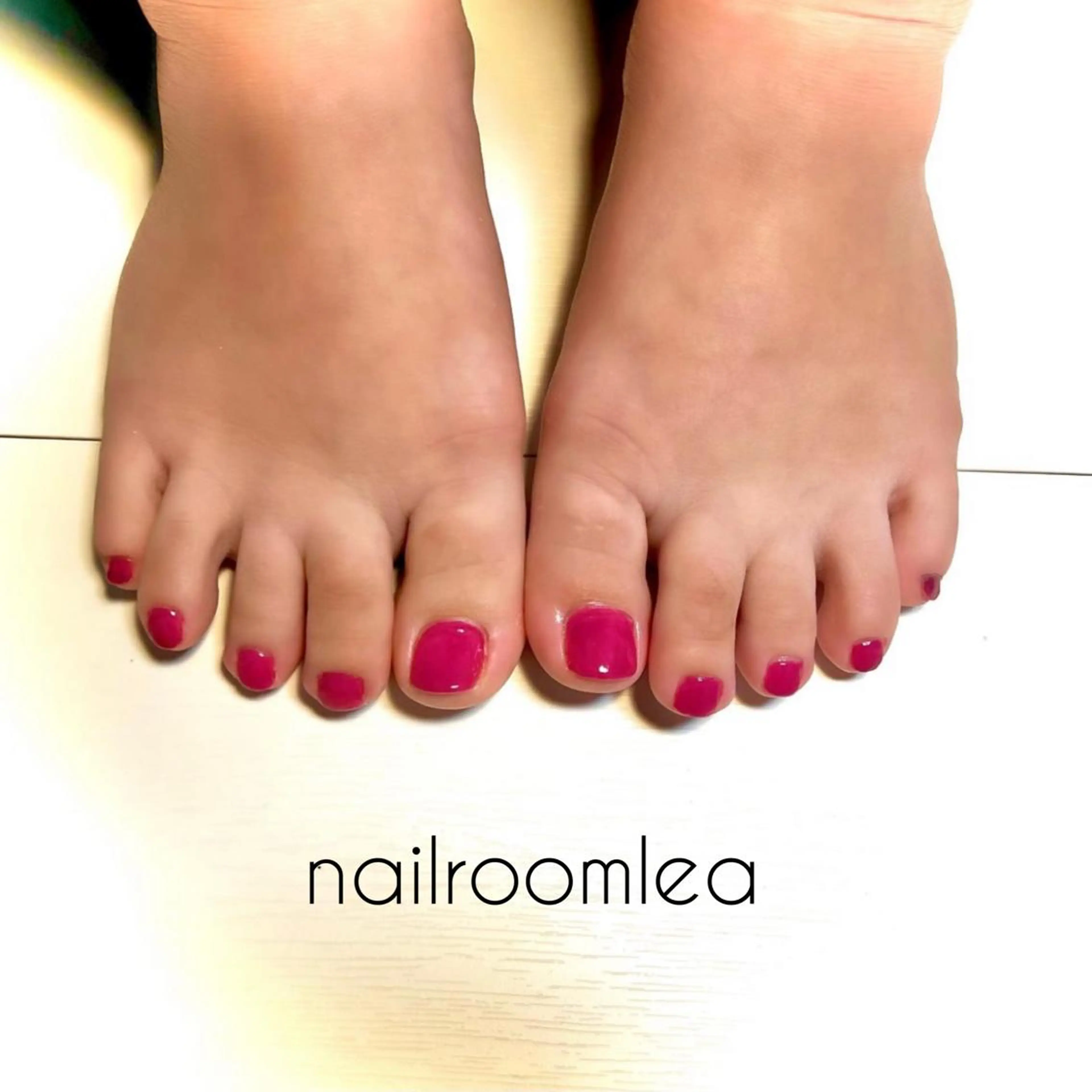 ネイル フットネイル nailroom leaのネイルデザイン