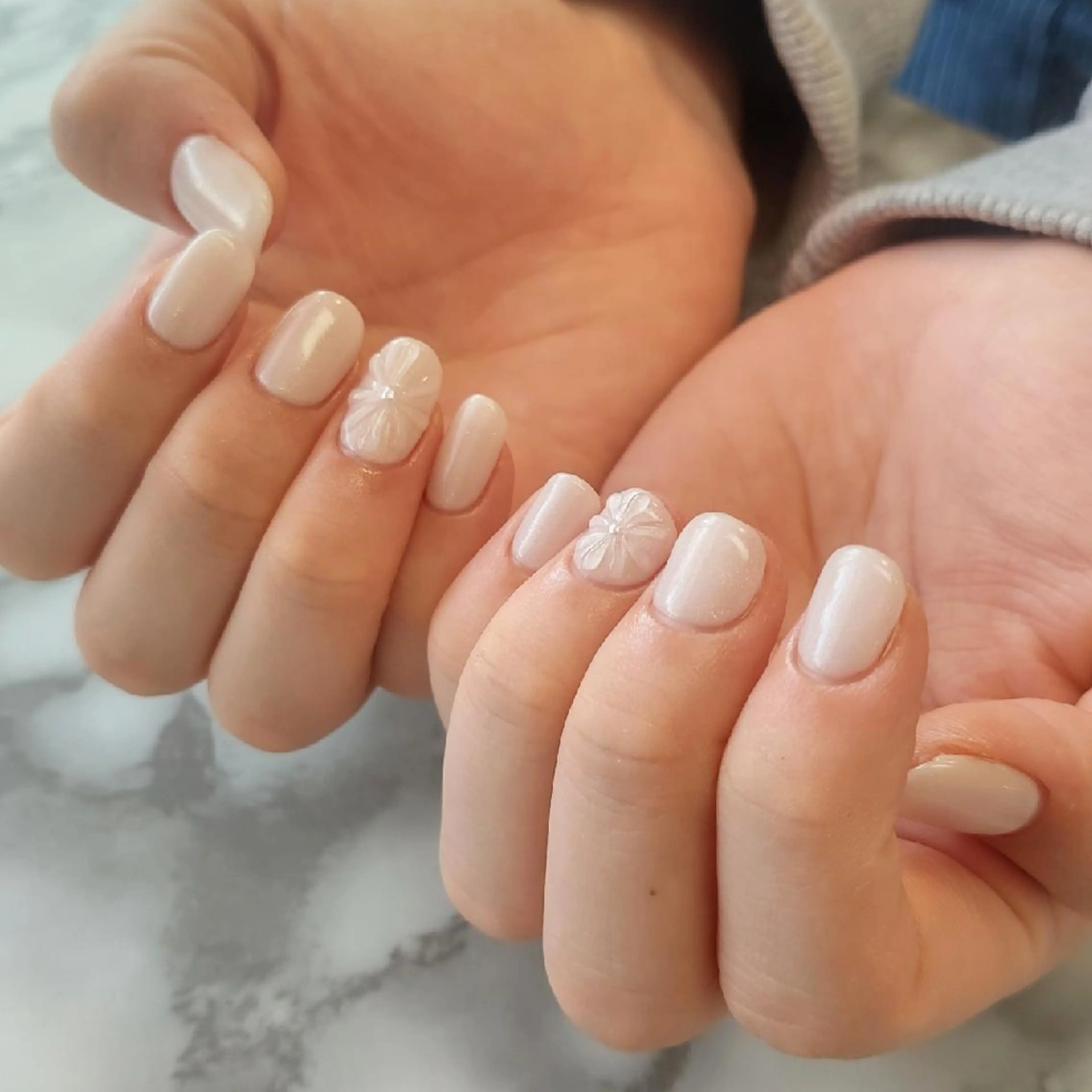 ネイル ぷっくりネイル ジェヌインネイル 河内のネイルデザイン