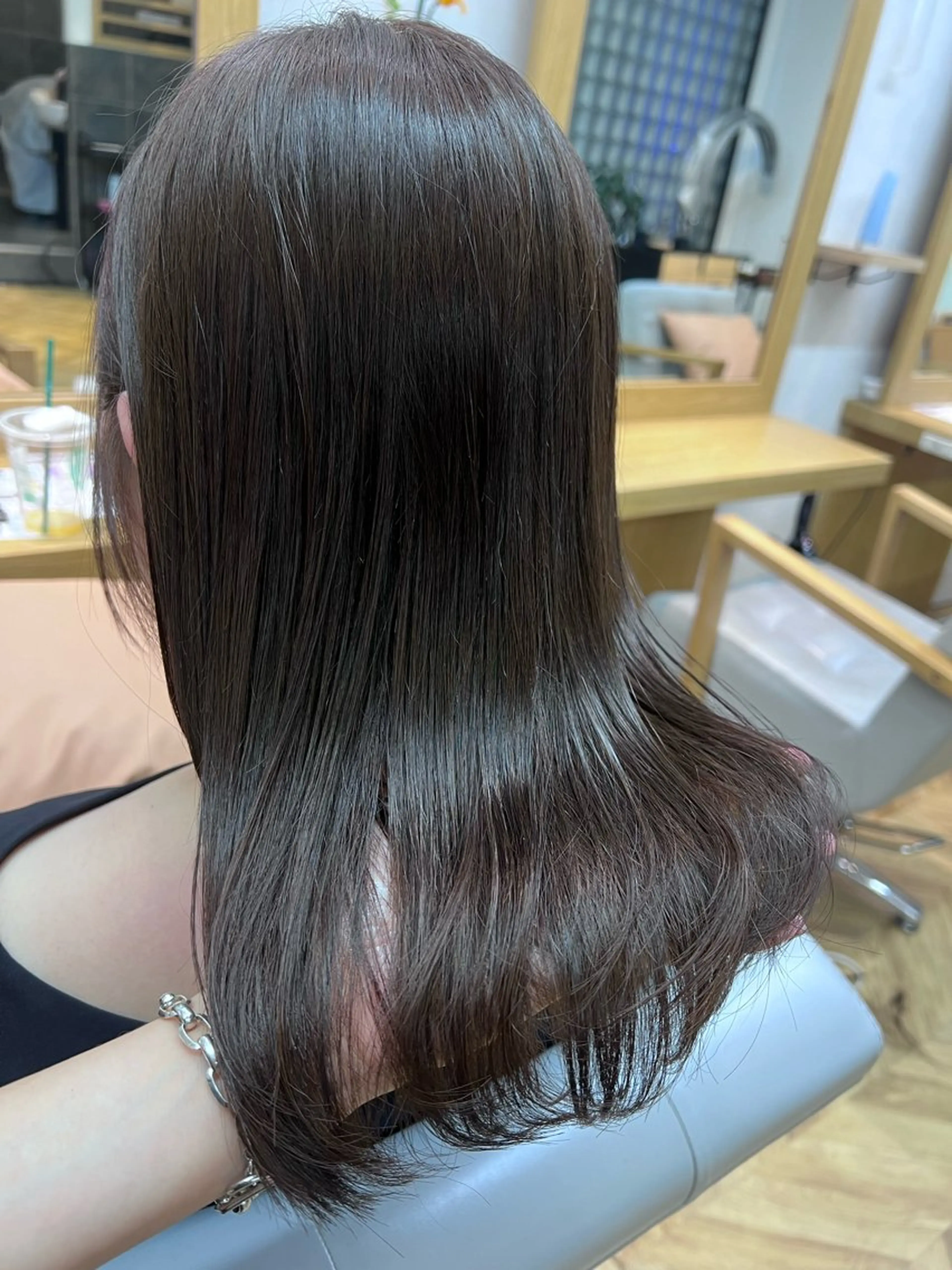 ロング ひなこ♡艶カラー/ ベージュ🤍透明感のヘアスタイル