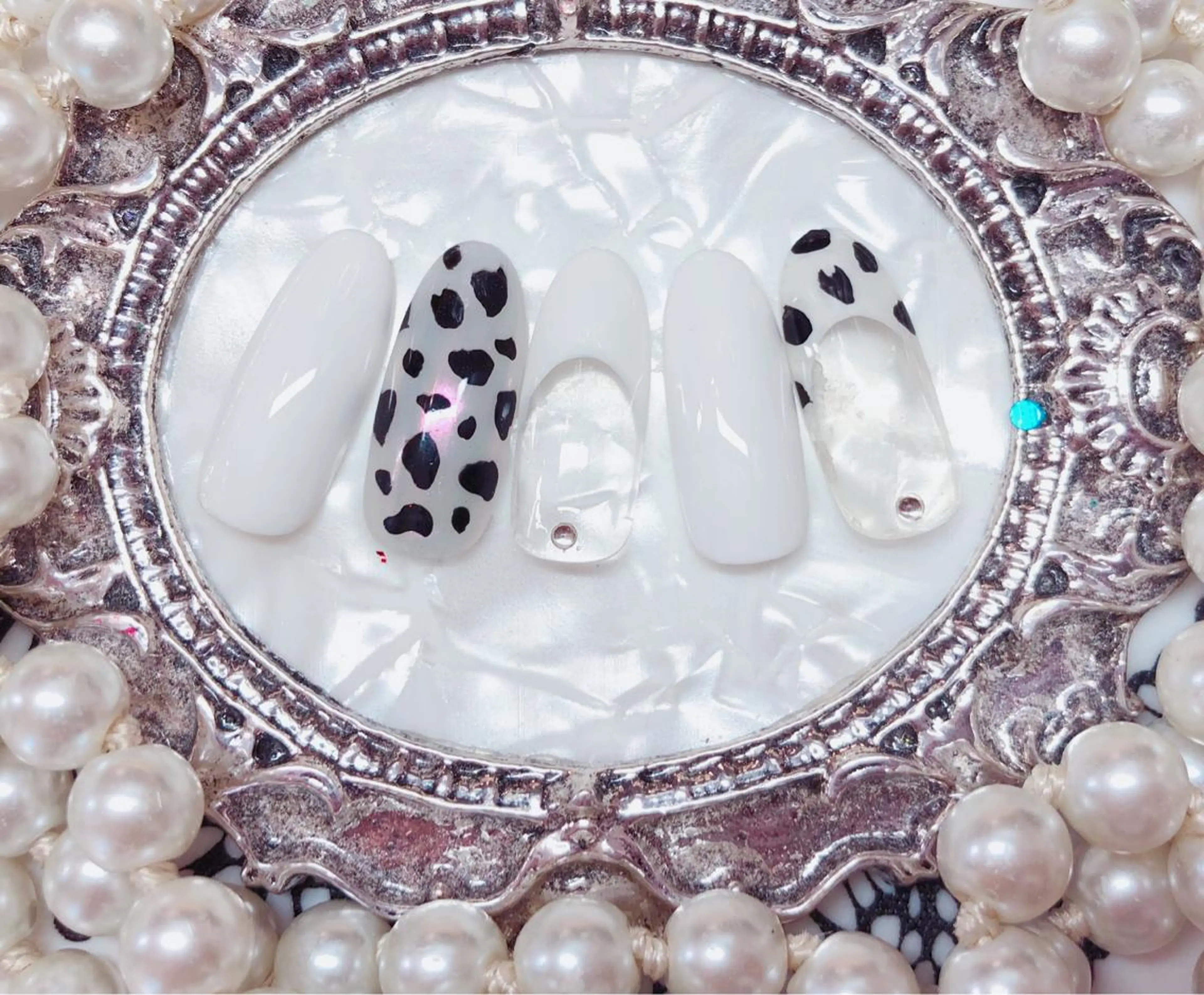 ネイル ハンドネイル マジック ミラーのネイルデザイン