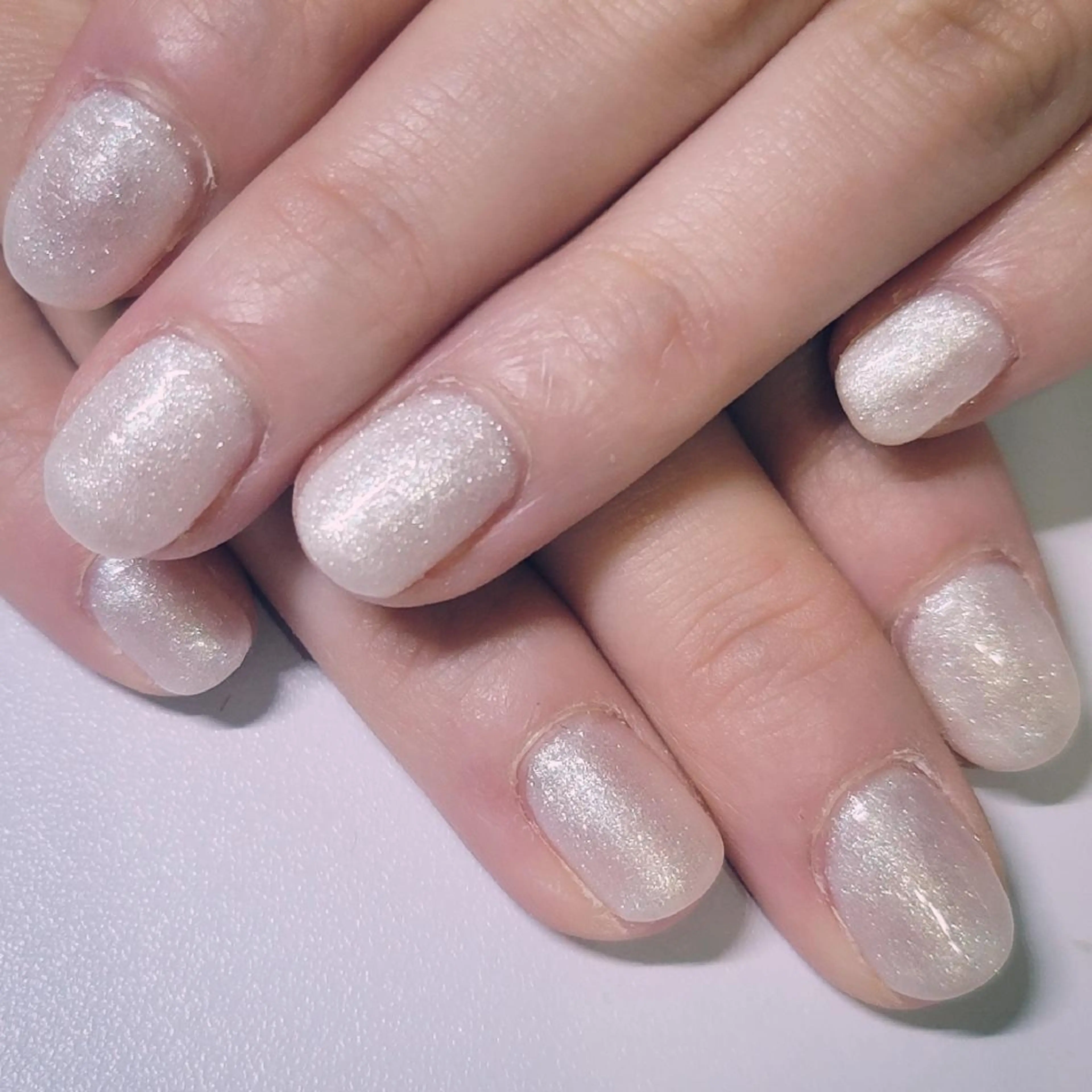 ネイル ワンカラーネイル ホワイト 冬ネイル クリスマス ハンドネイル よしだ ひろきのネイルデザイン