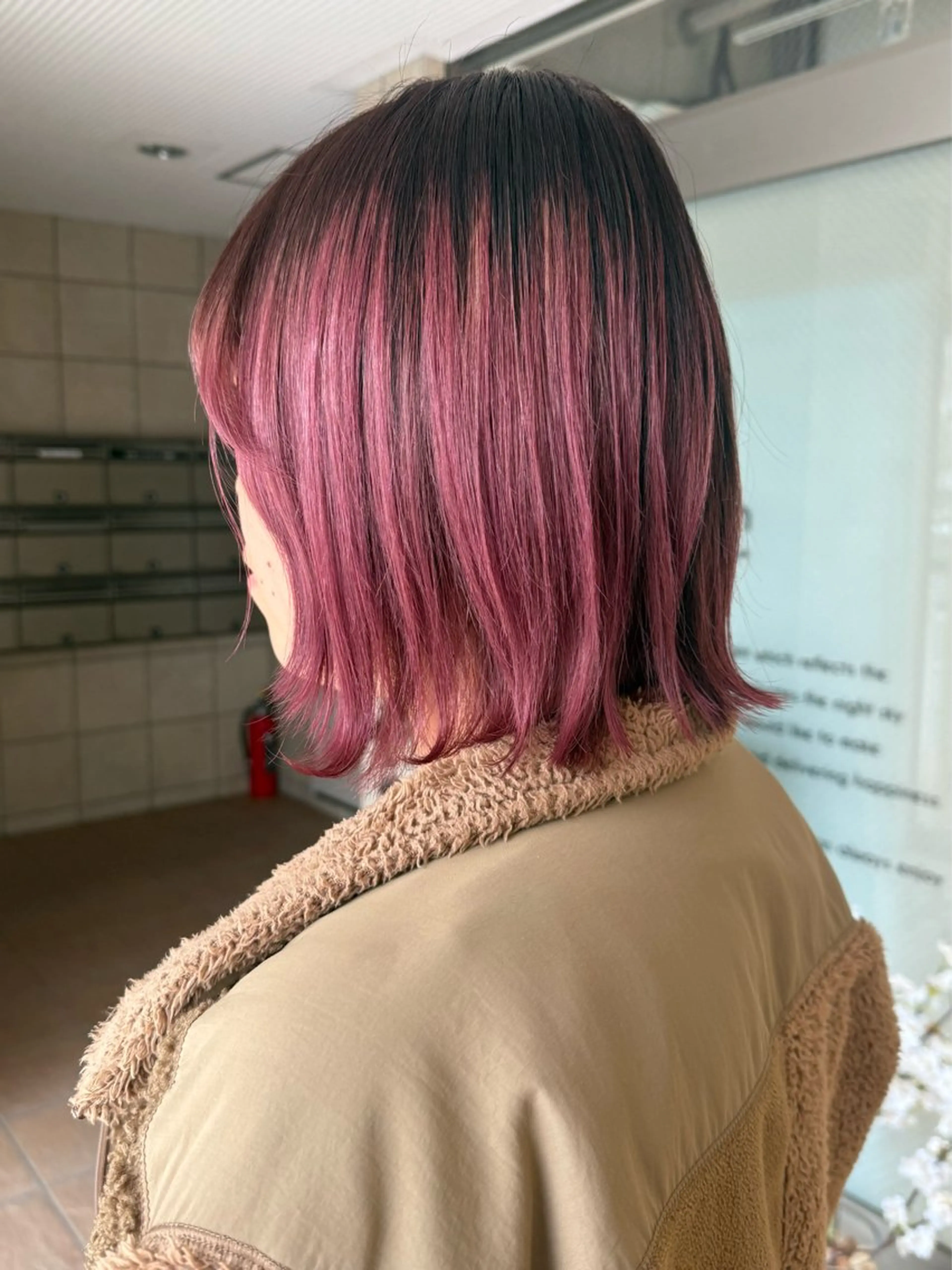ミディアム 🍓mito/ ブリーチ/カラー🍓のヘアスタイル
