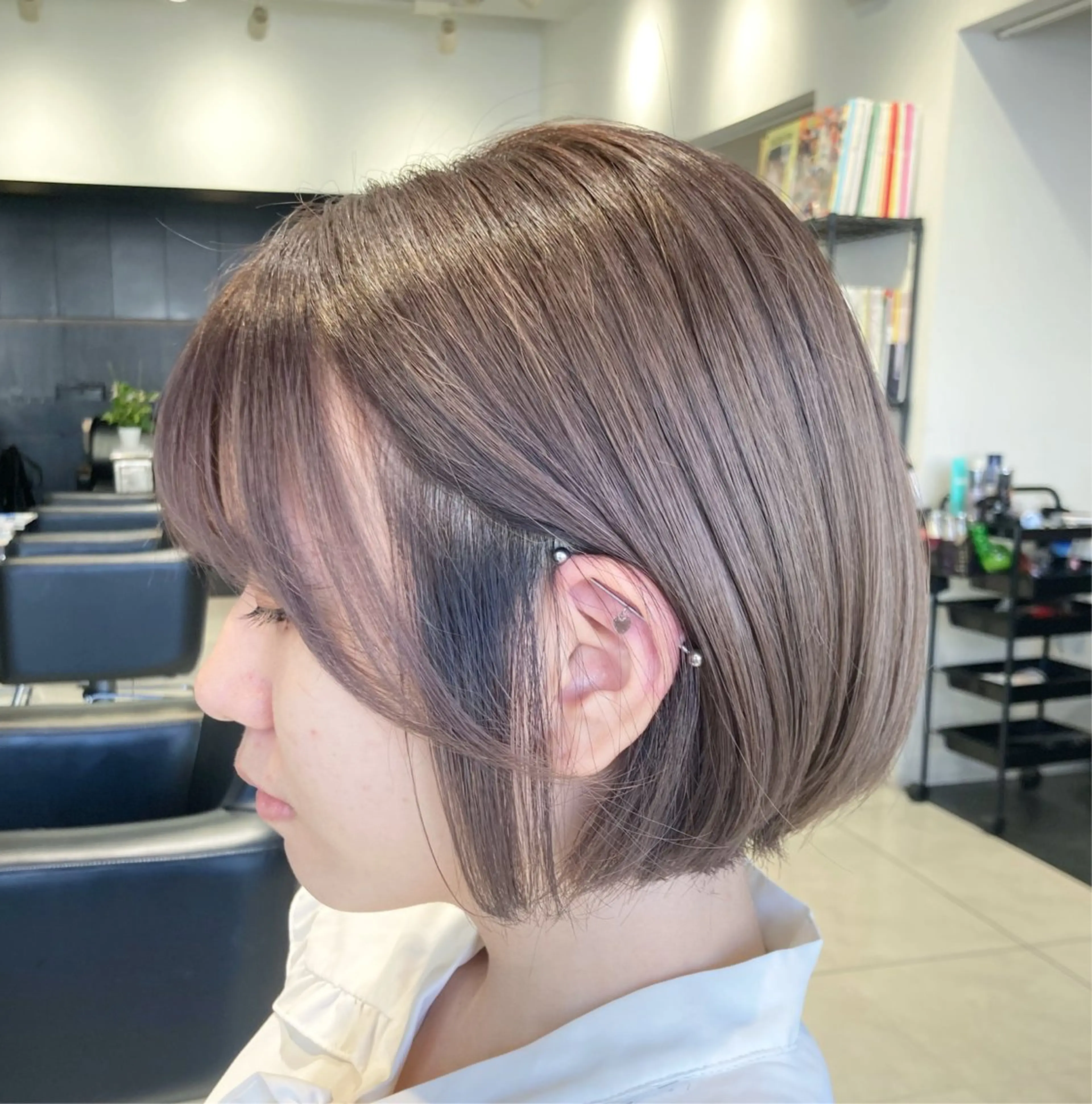 ショート 透明感カラー 板橋　島村美咲のヘアスタイル